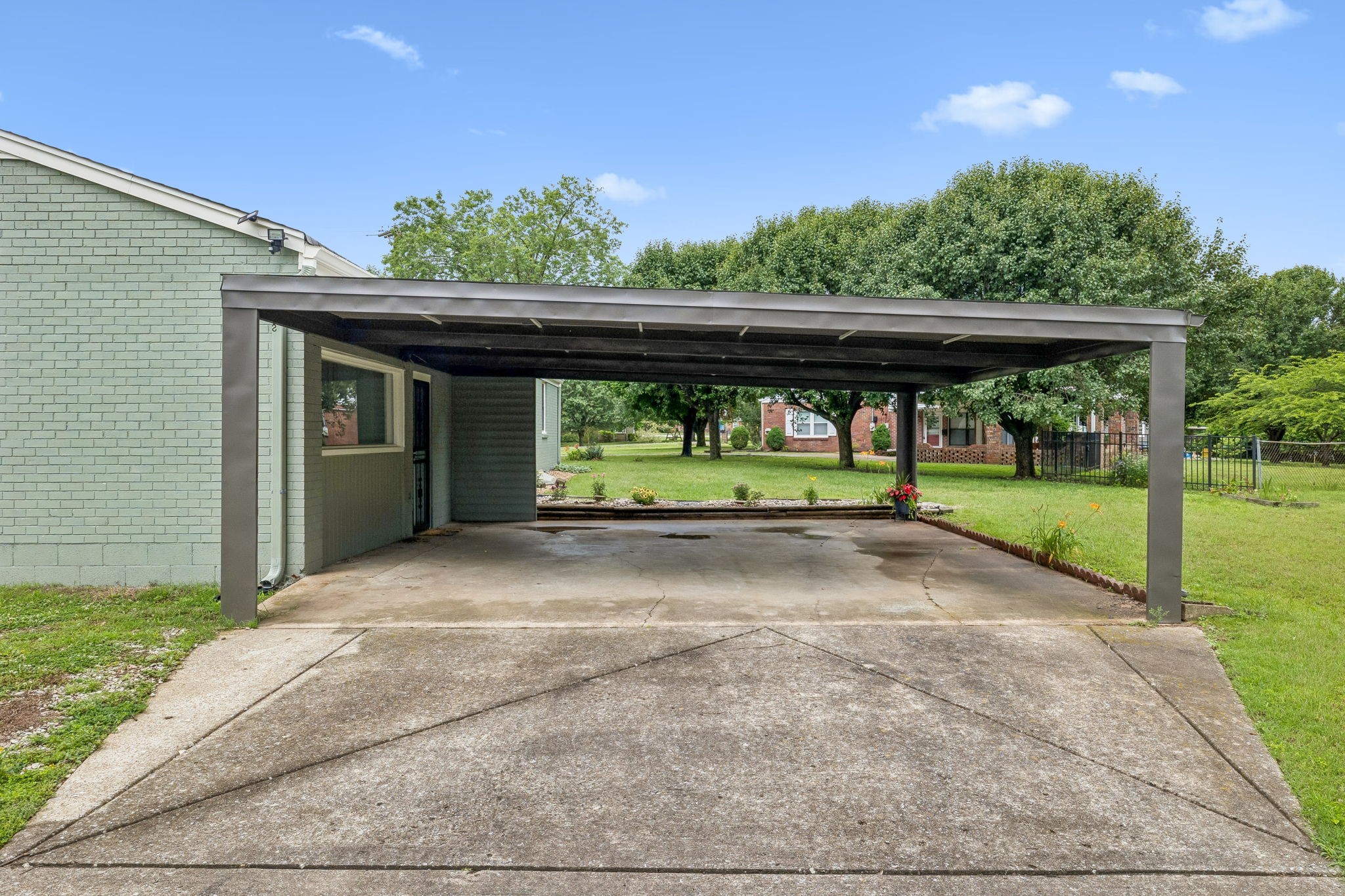 907 Joyce Lane Nashville TN 37216