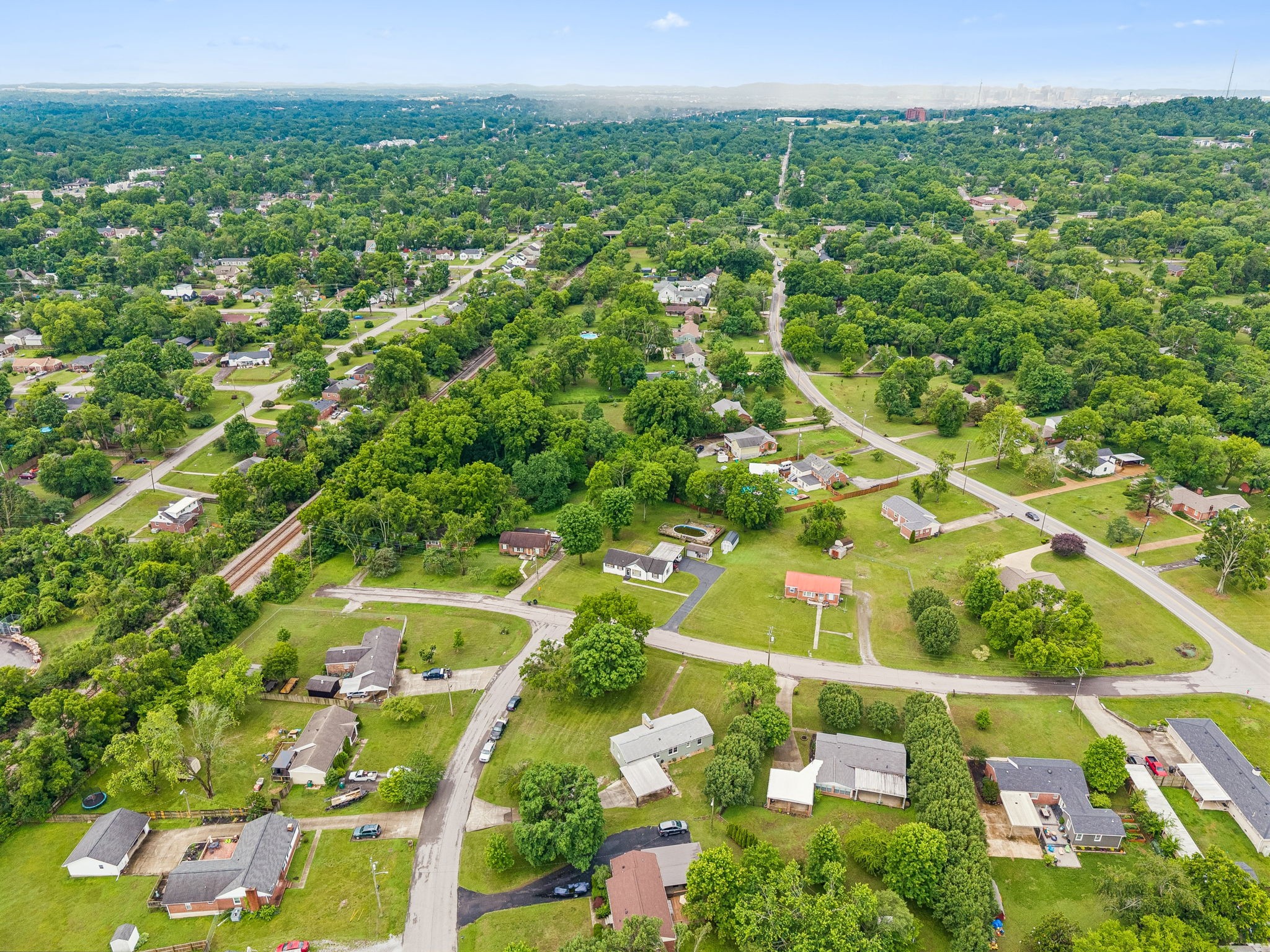 907 Joyce Lane Nashville TN 37216