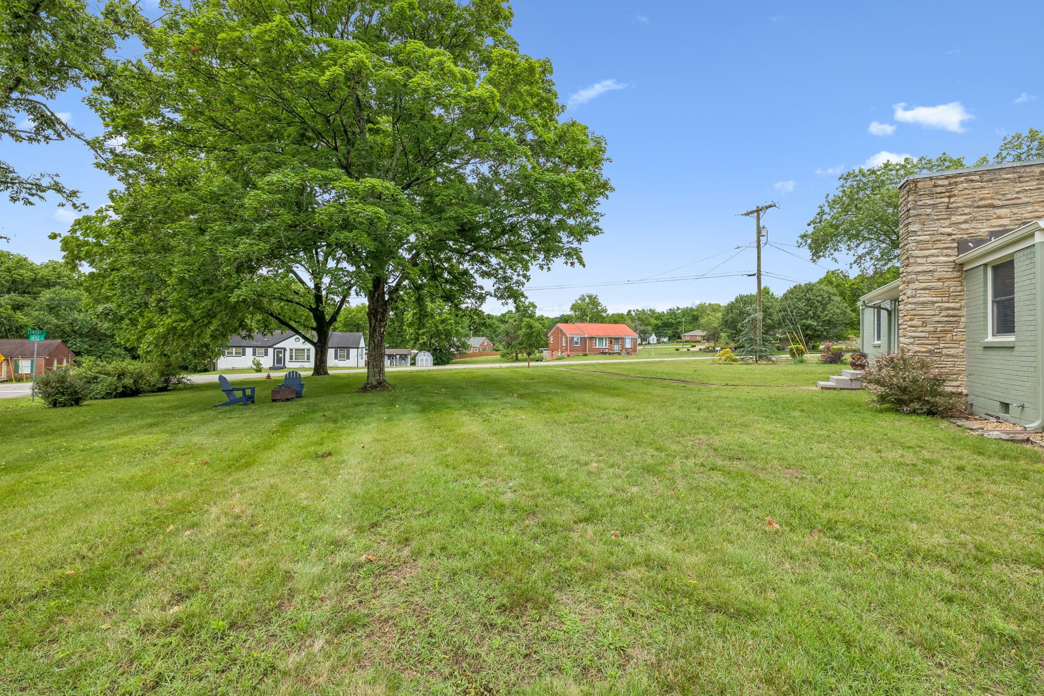 907 Joyce Lane Nashville TN 37216