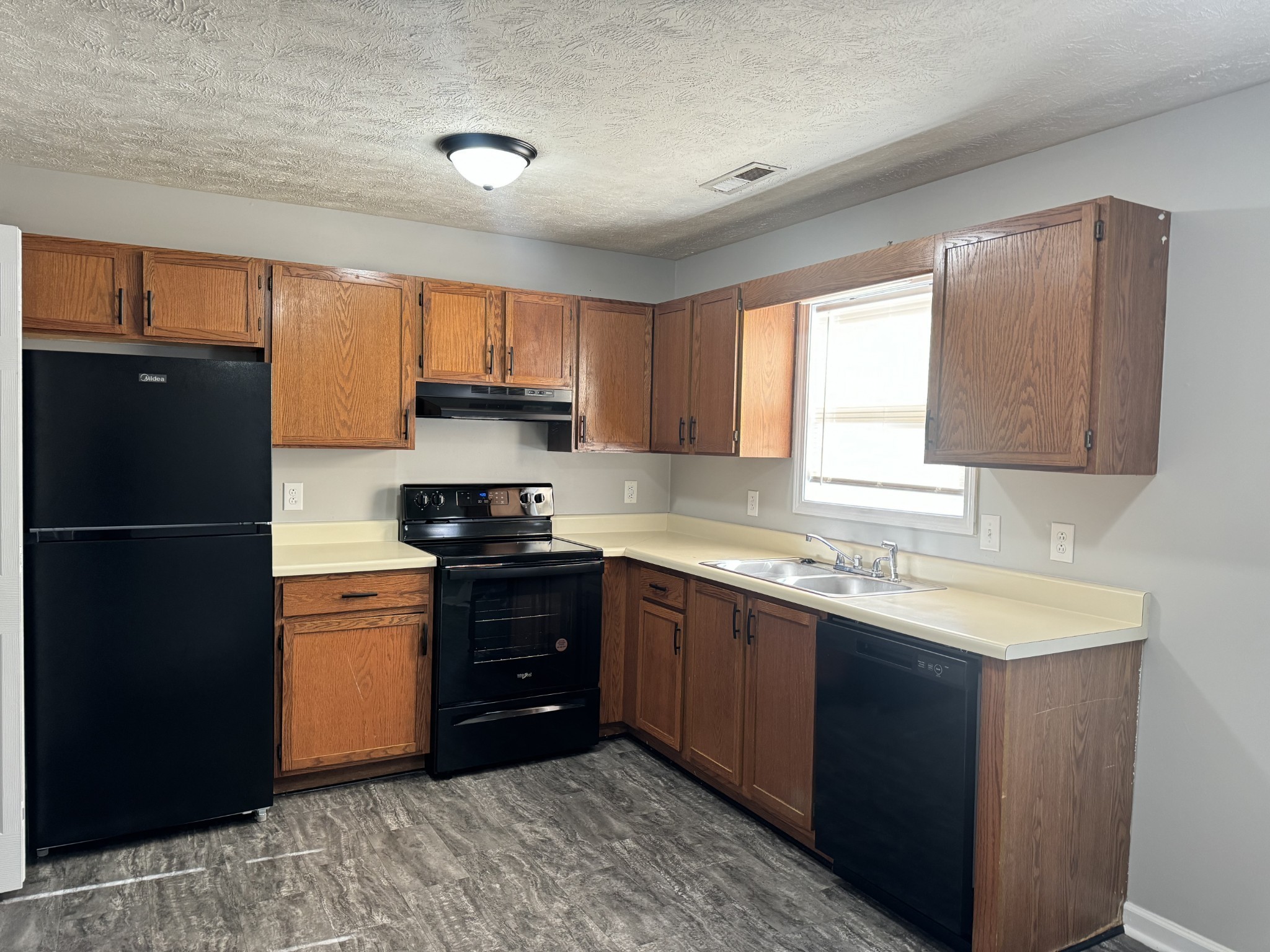 1720 Baltimore Clarksville TN 37043