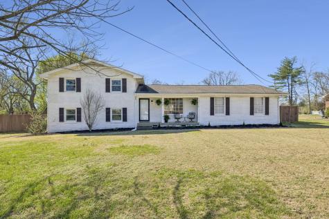 239 Sterling Road Hendersonville TN 37075