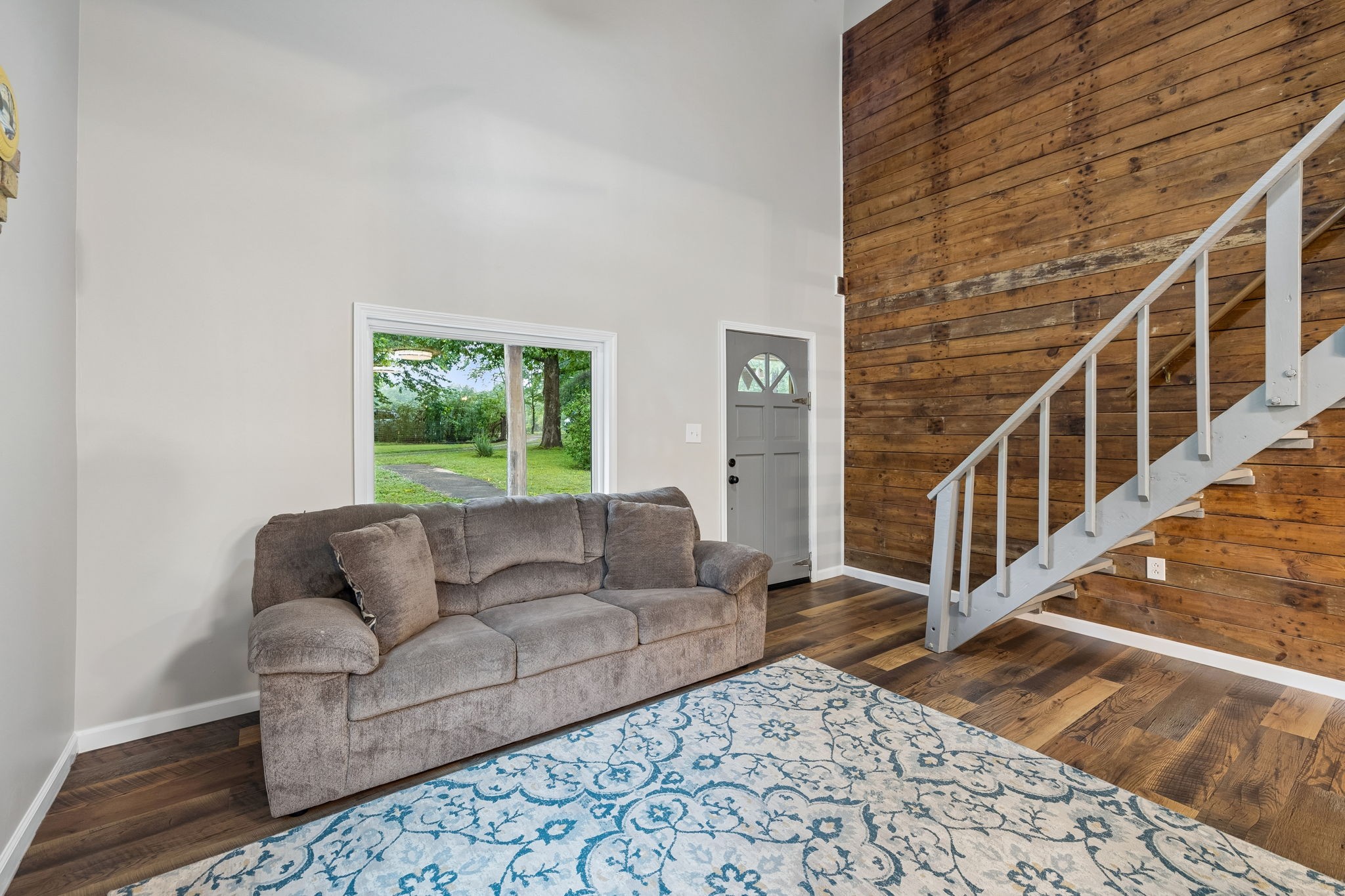 121 Hannah Road Summertown TN 38483