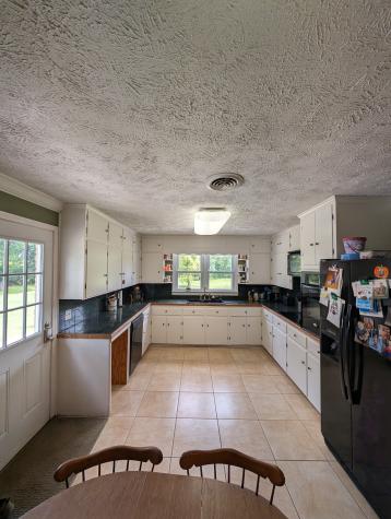 6780 Salubria Springs Road Pembroke KY 42266