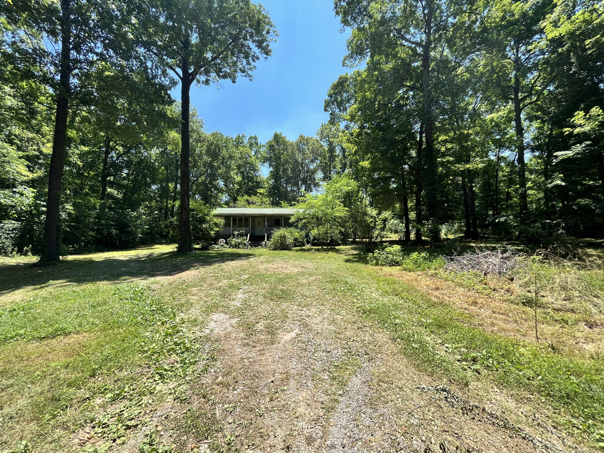 1365 Blue Well Road Lebanon TN 37090