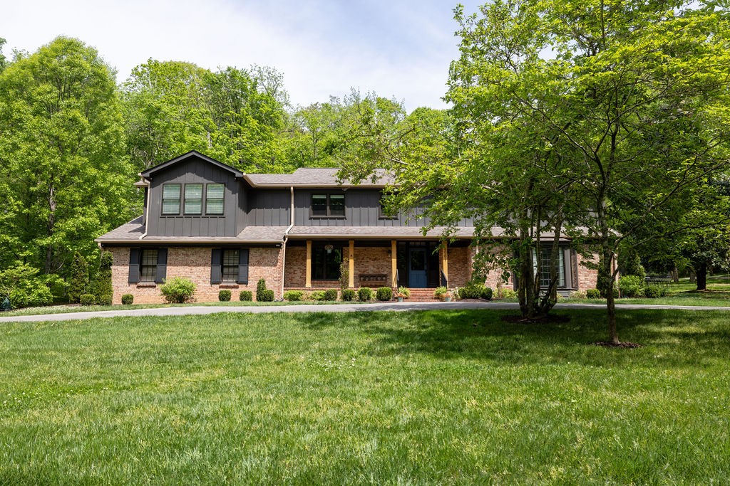 6001 Andover Drive Nashville TN 37215