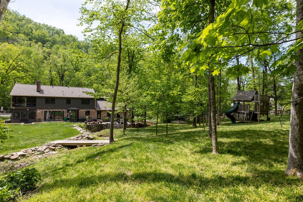 6001 Andover Drive Nashville TN 37215