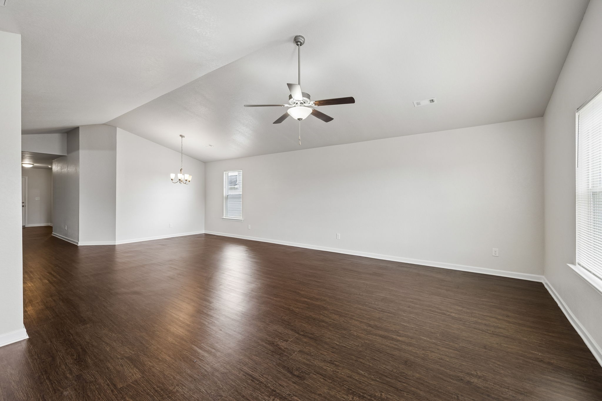 2702 Swarm Court Columbia TN 38401