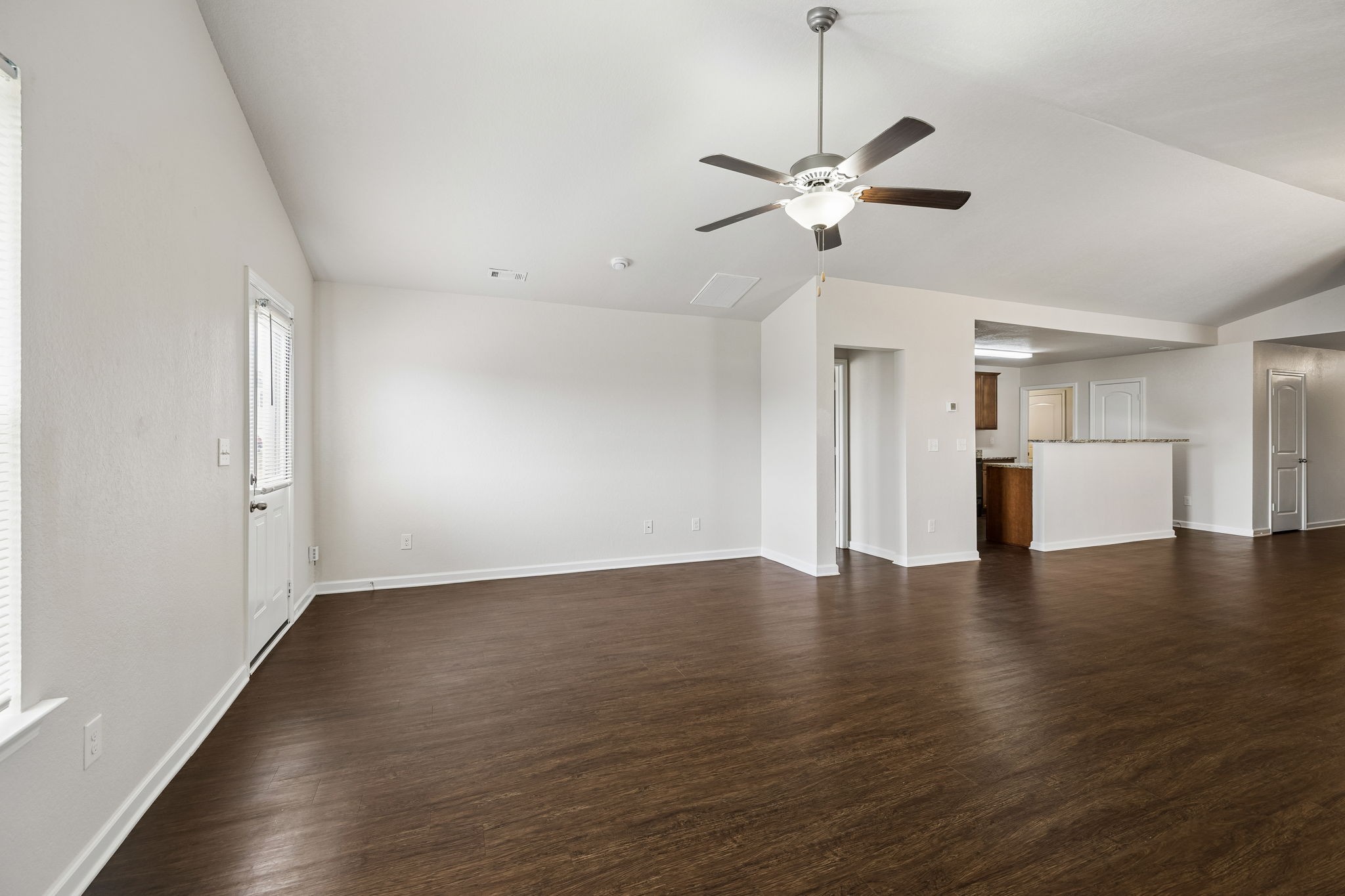 2702 Swarm Court Columbia TN 38401