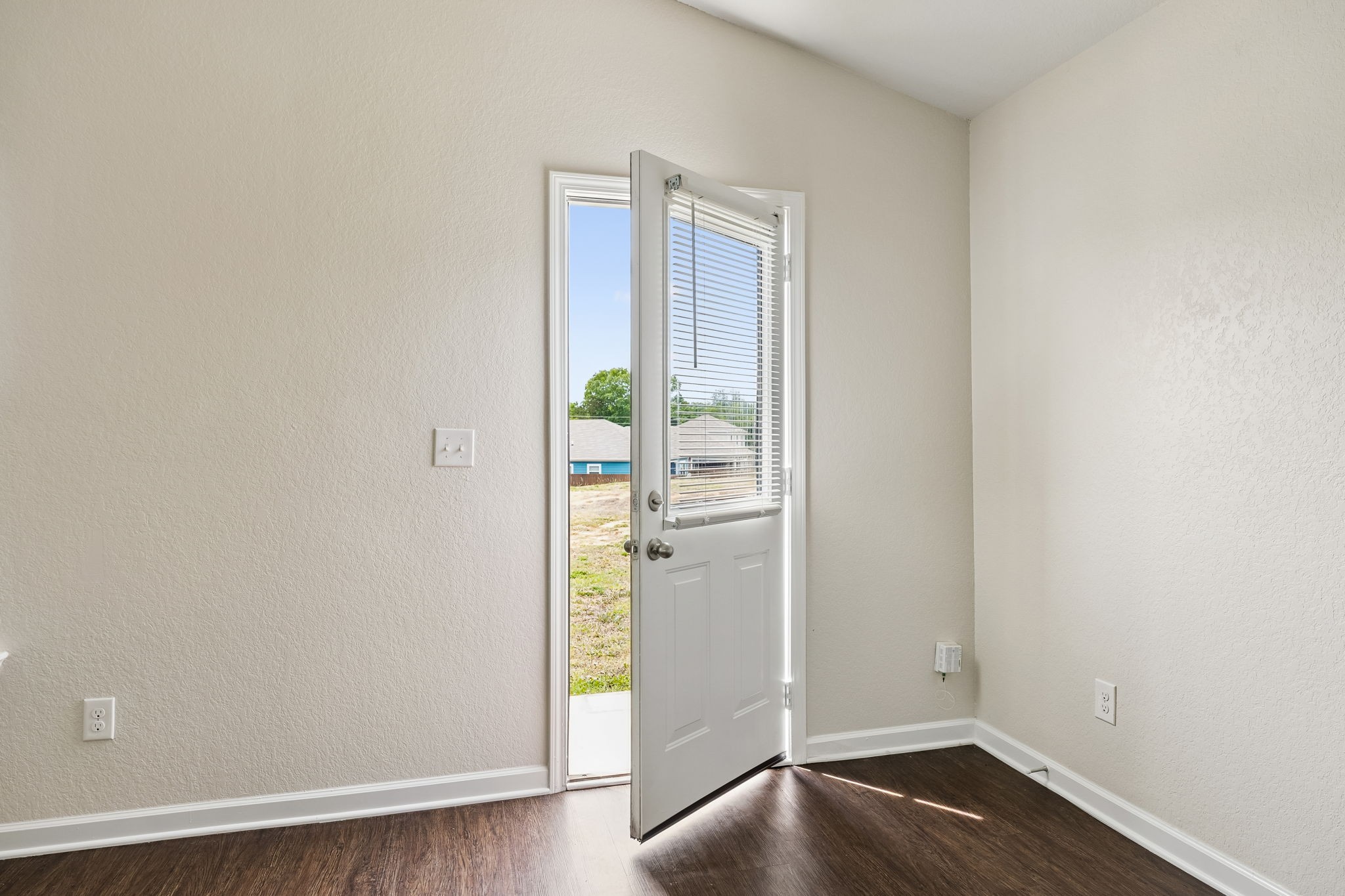 2702 Swarm Court Columbia TN 38401