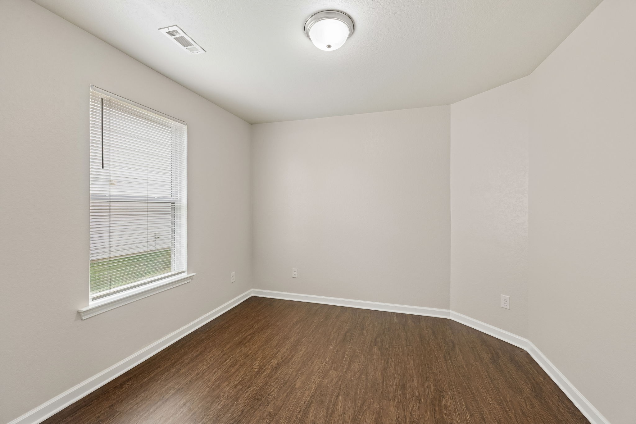 2702 Swarm Court Columbia TN 38401