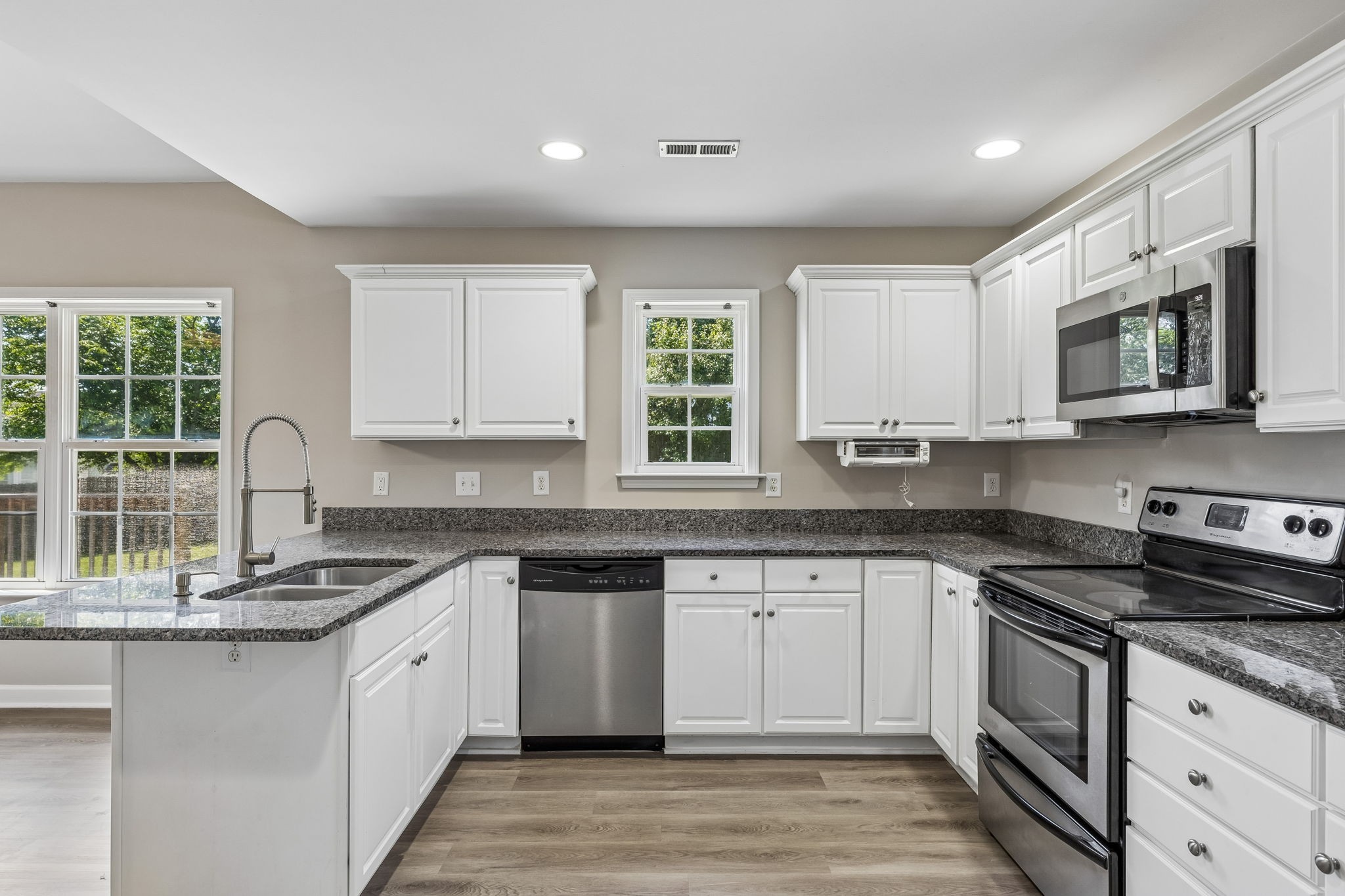 2601 Danbury Circle Spring Hill TN 37174