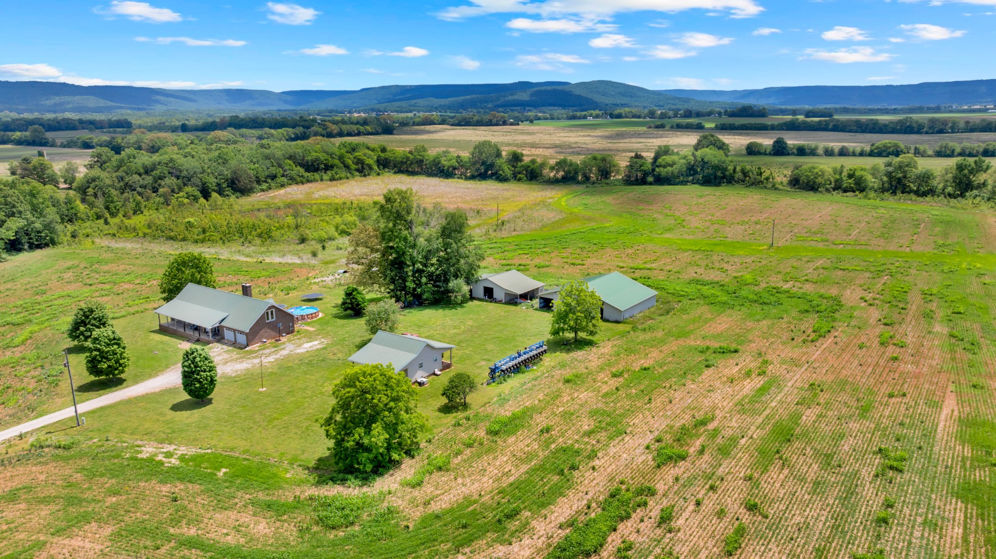 235 Breezy Knoll Lane Morrison TN 37357