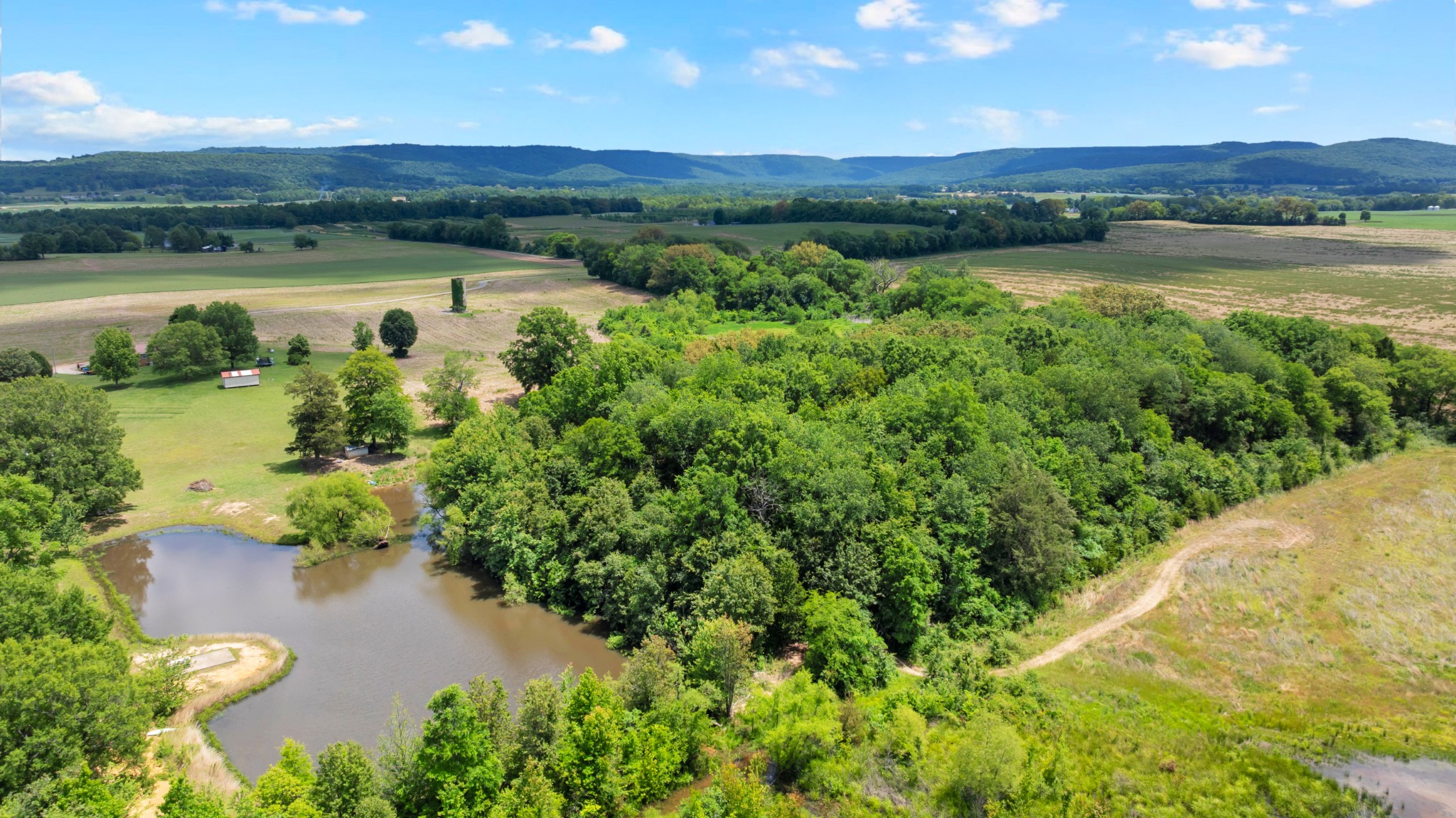 235 Breezy Knoll Lane Morrison TN 37357