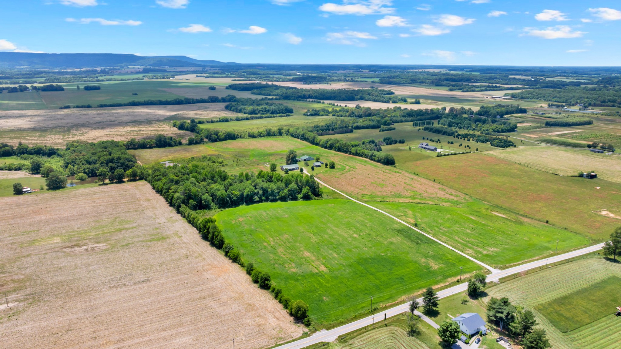235 Breezy Knoll Lane Morrison TN 37357