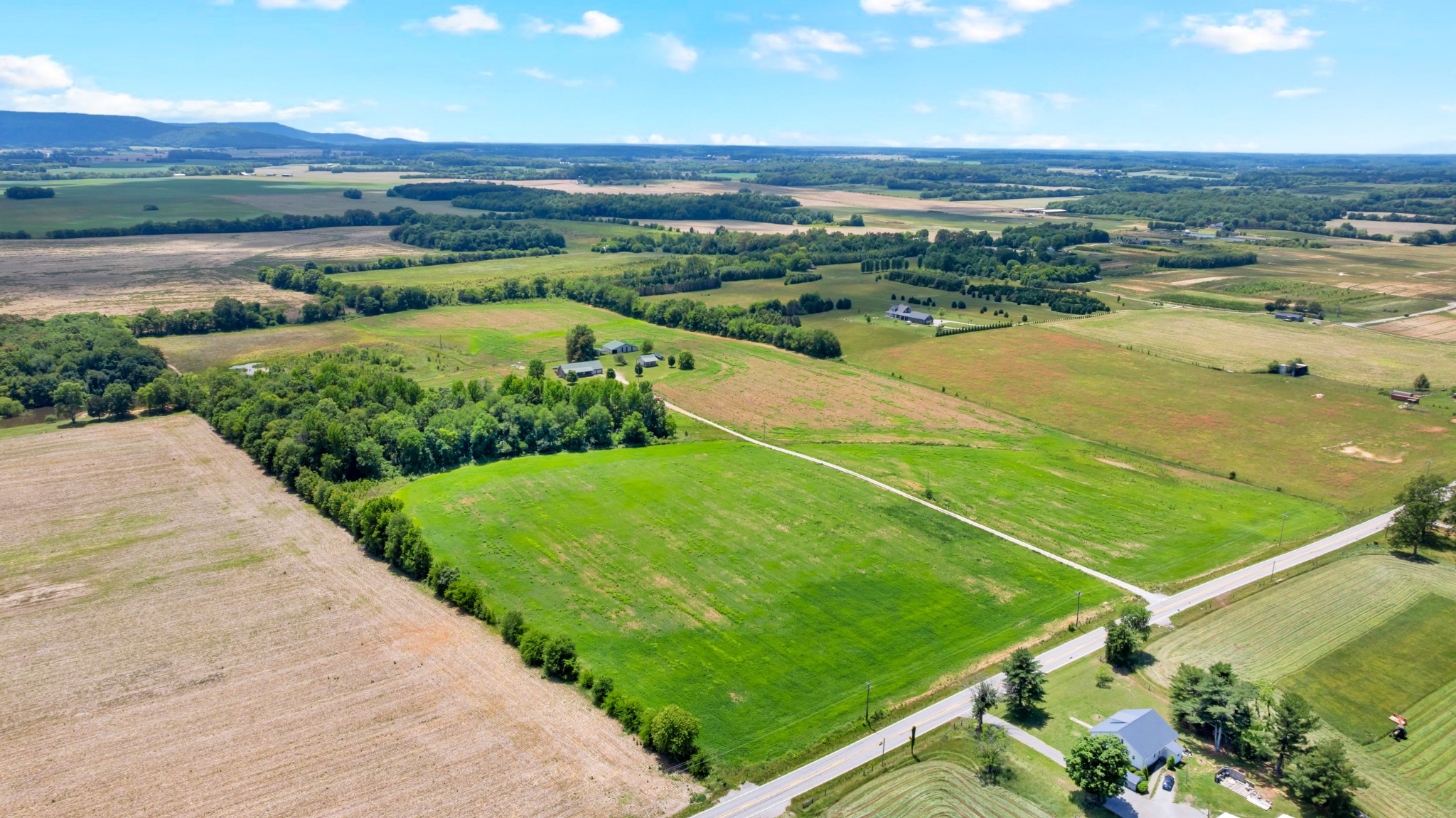 235 Breezy Knoll Lane Morrison TN 37357