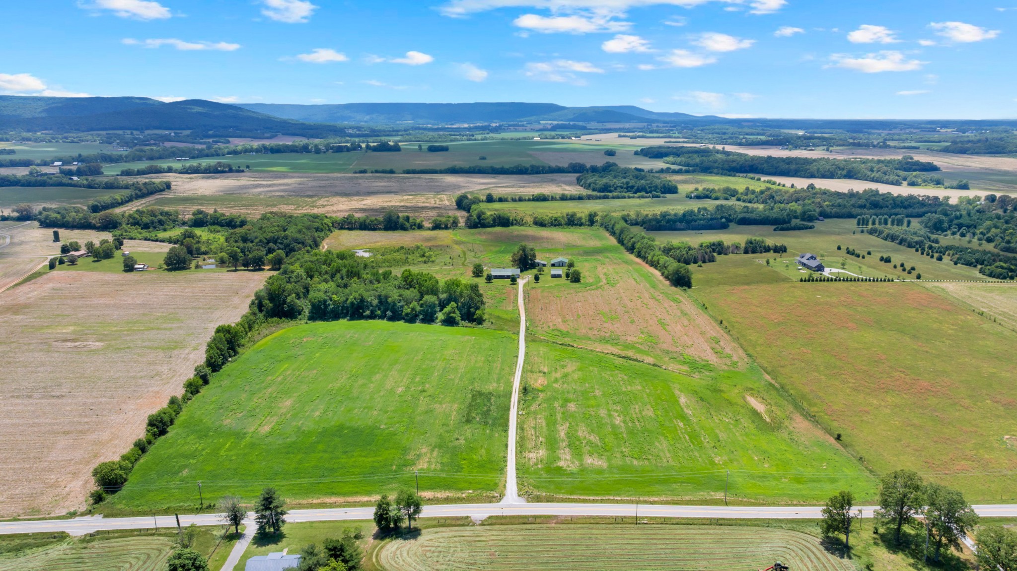 235 Breezy Knoll Lane Morrison TN 37357