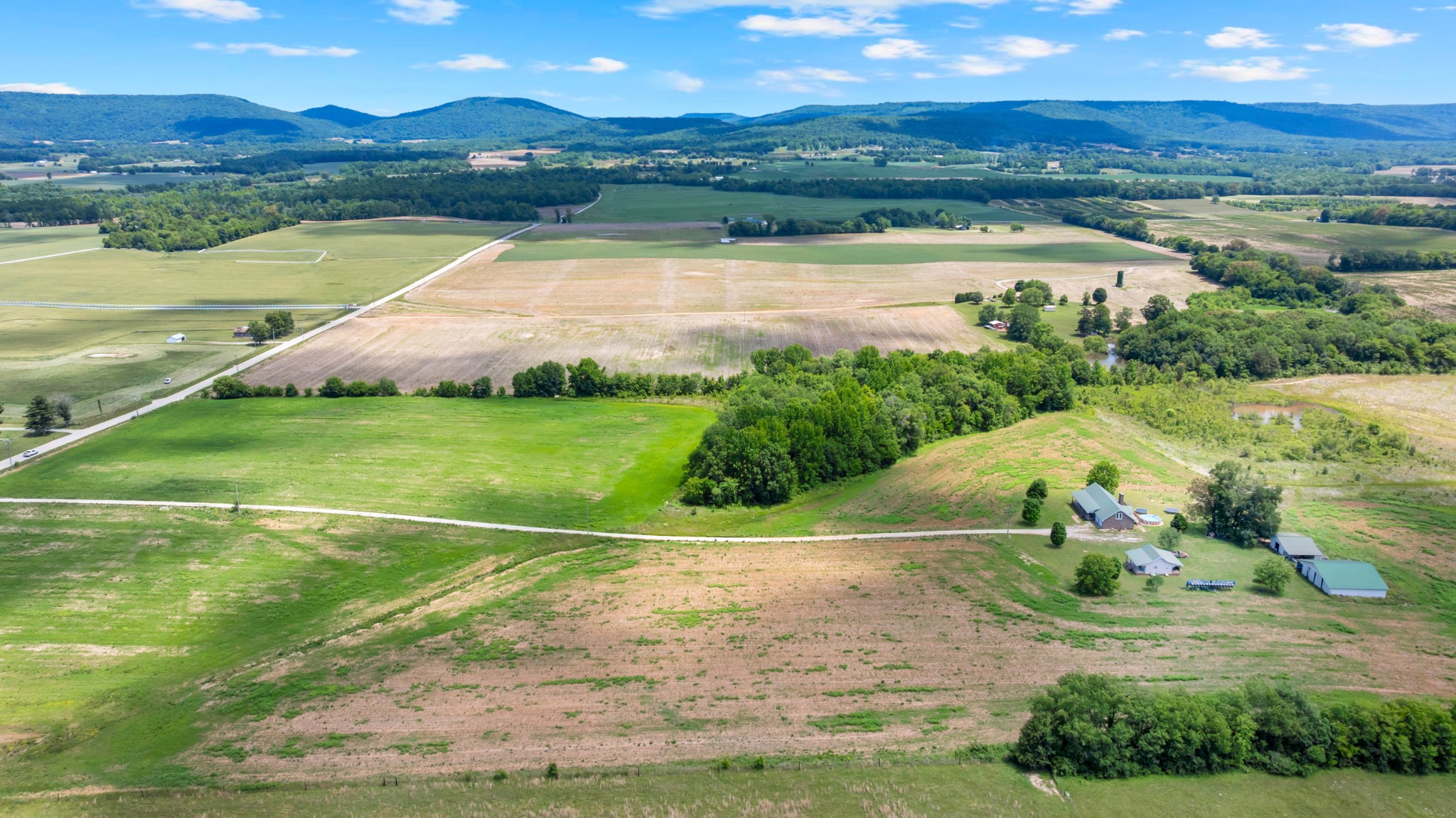 235 Breezy Knoll Lane Morrison TN 37357