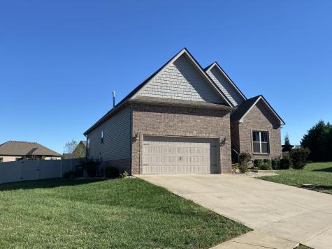 317 Melbourne Court Clarksville TN 37043