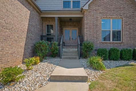 317 Melbourne Court Clarksville TN 37043