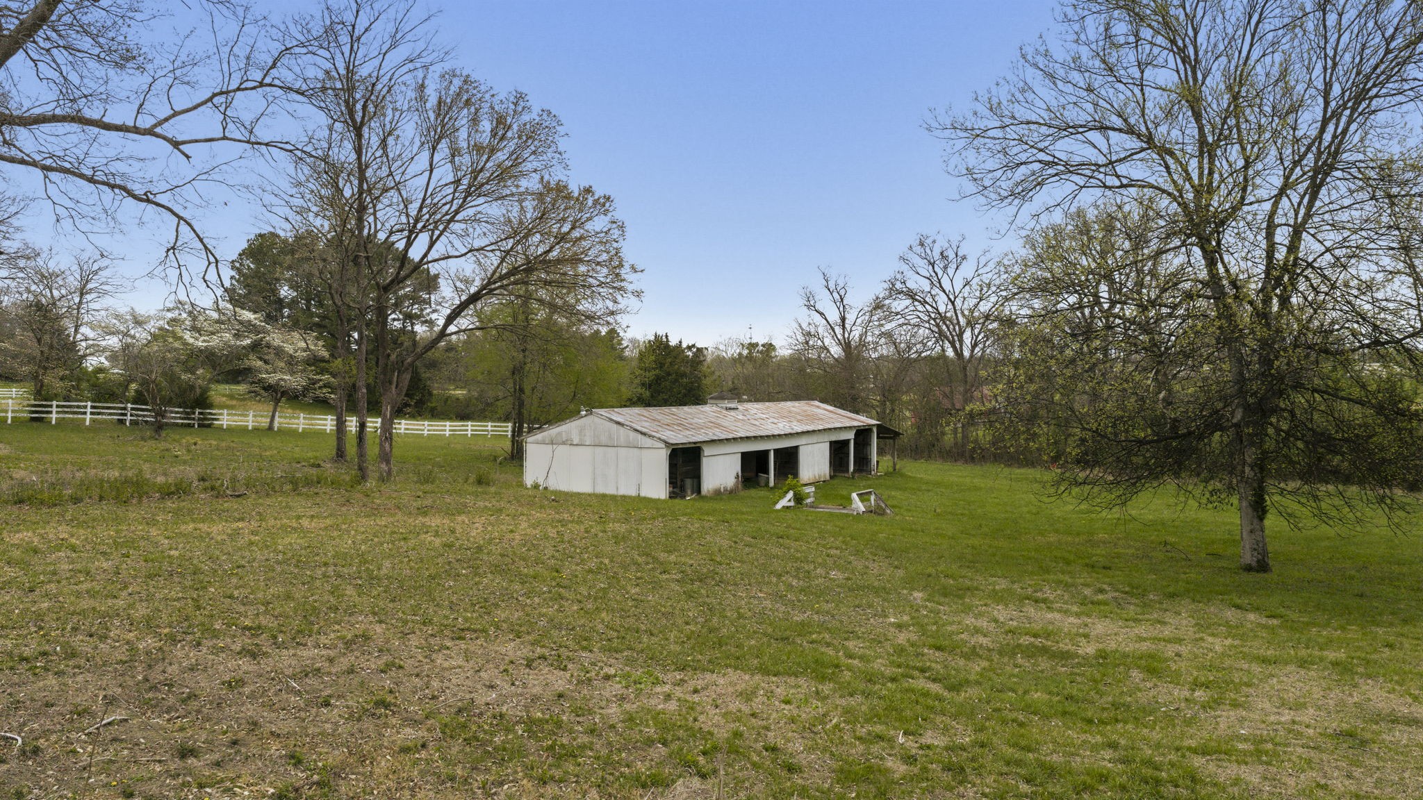 5300 Highway 31, W Portland TN 37148