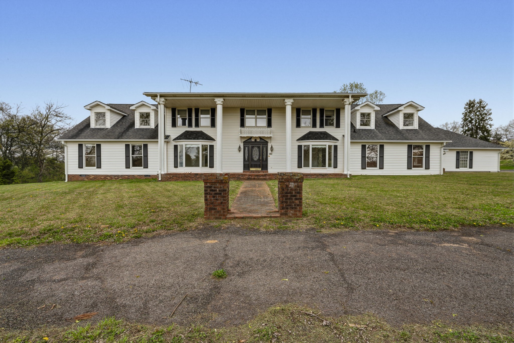 5300 Highway 31, W Portland TN 37148
