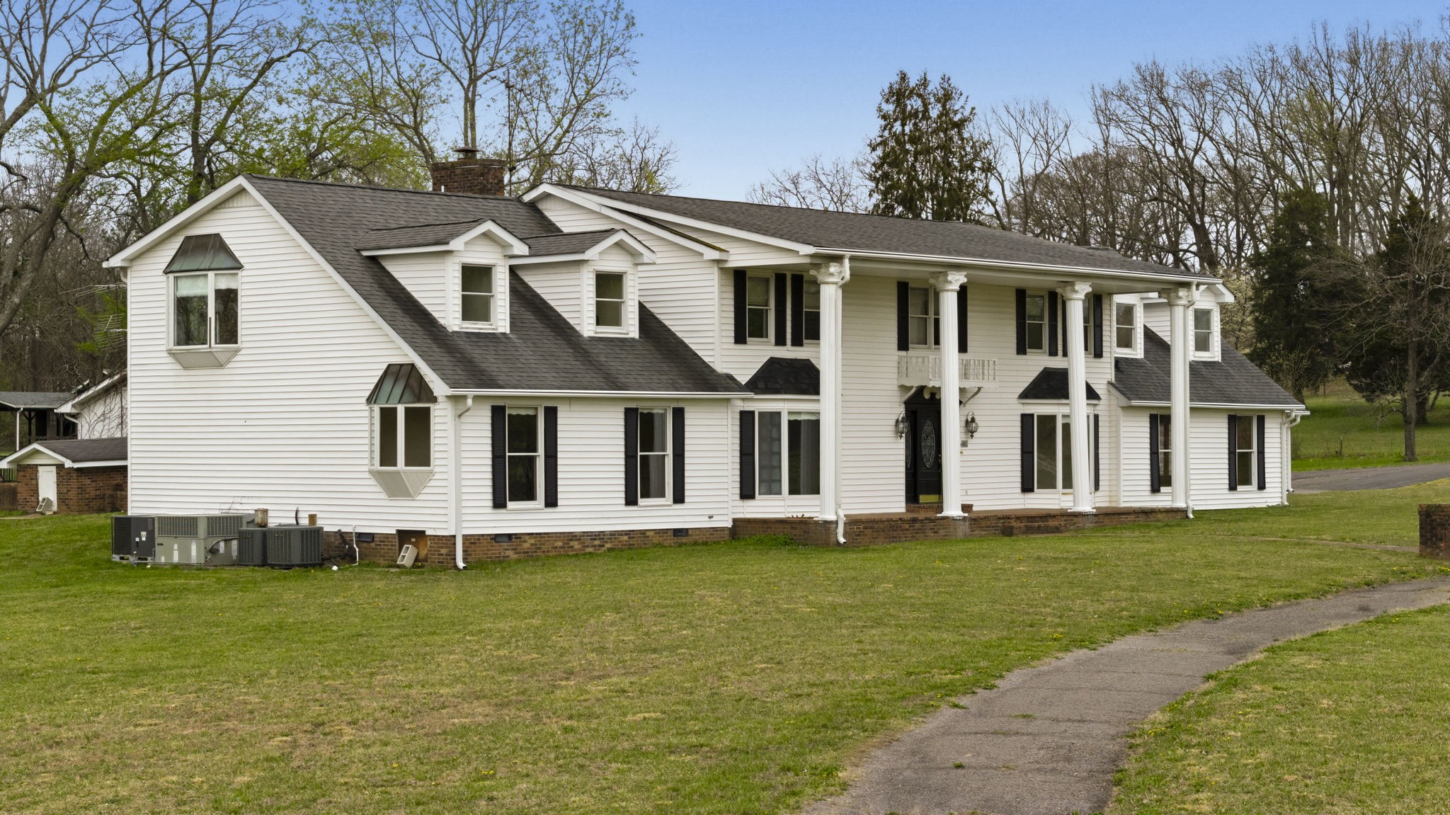 5300 Highway 31, W Portland TN 37148