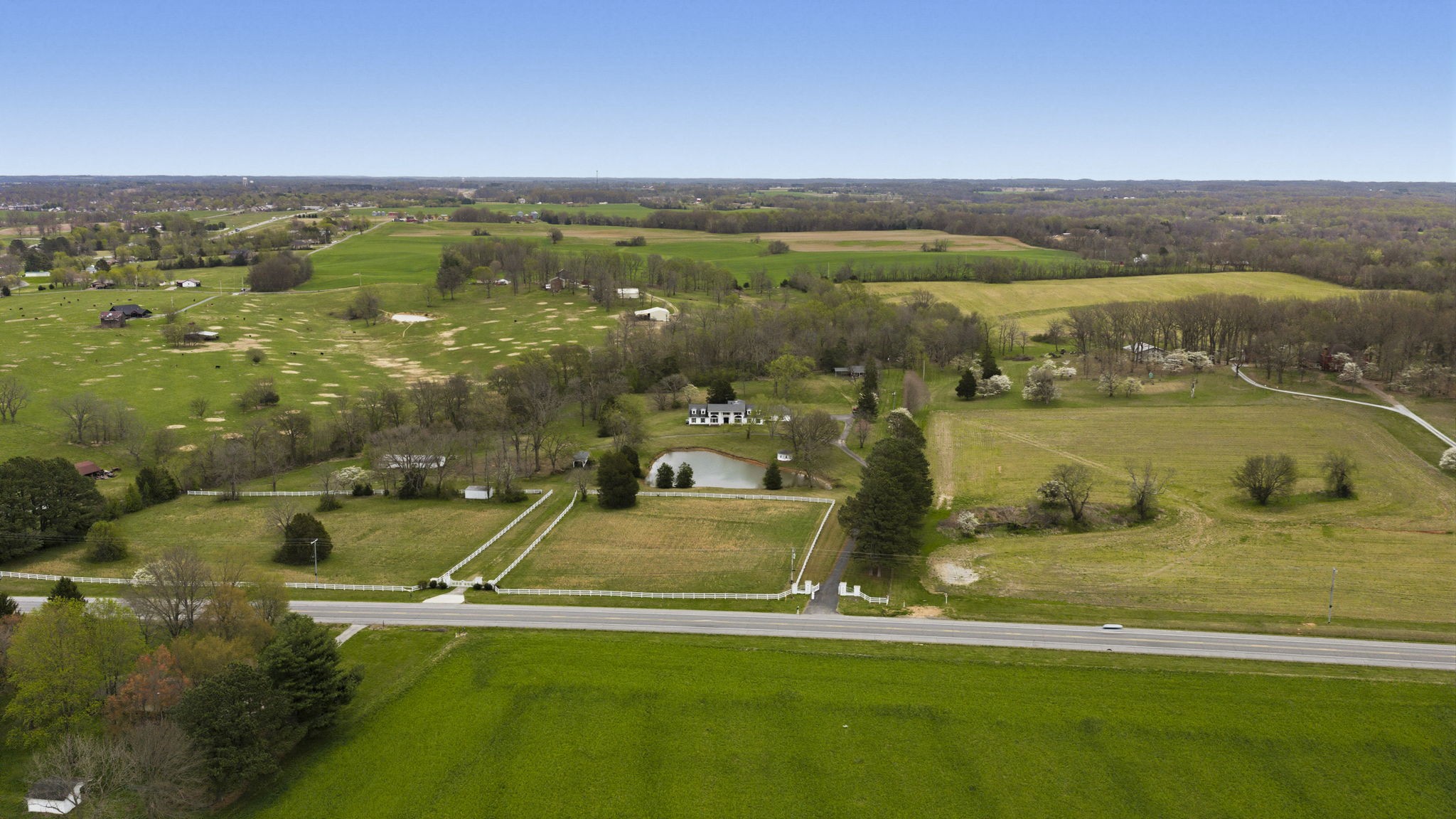 5300 Highway 31, W Portland TN 37148