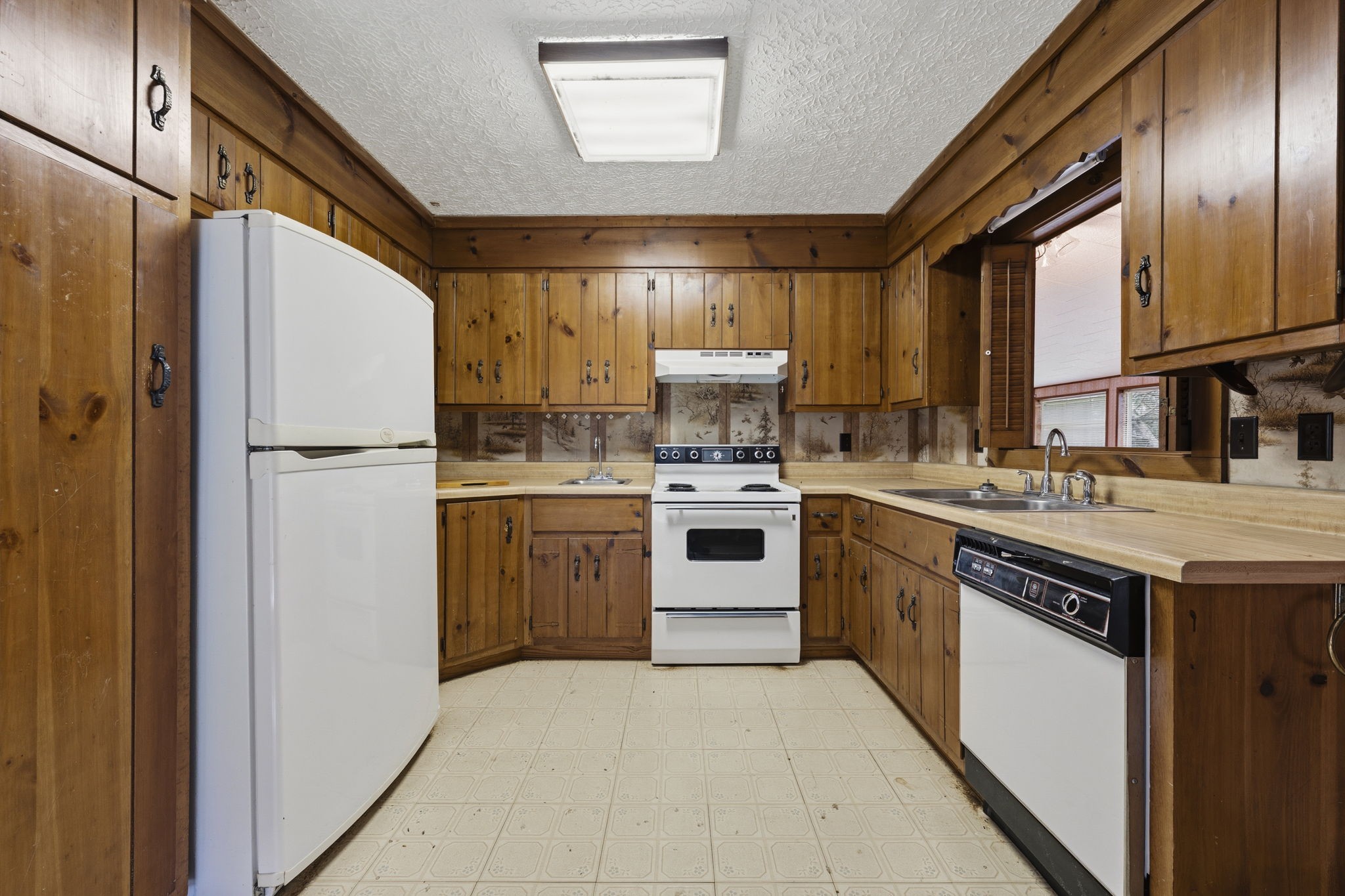 5300 Highway 31, W Portland TN 37148