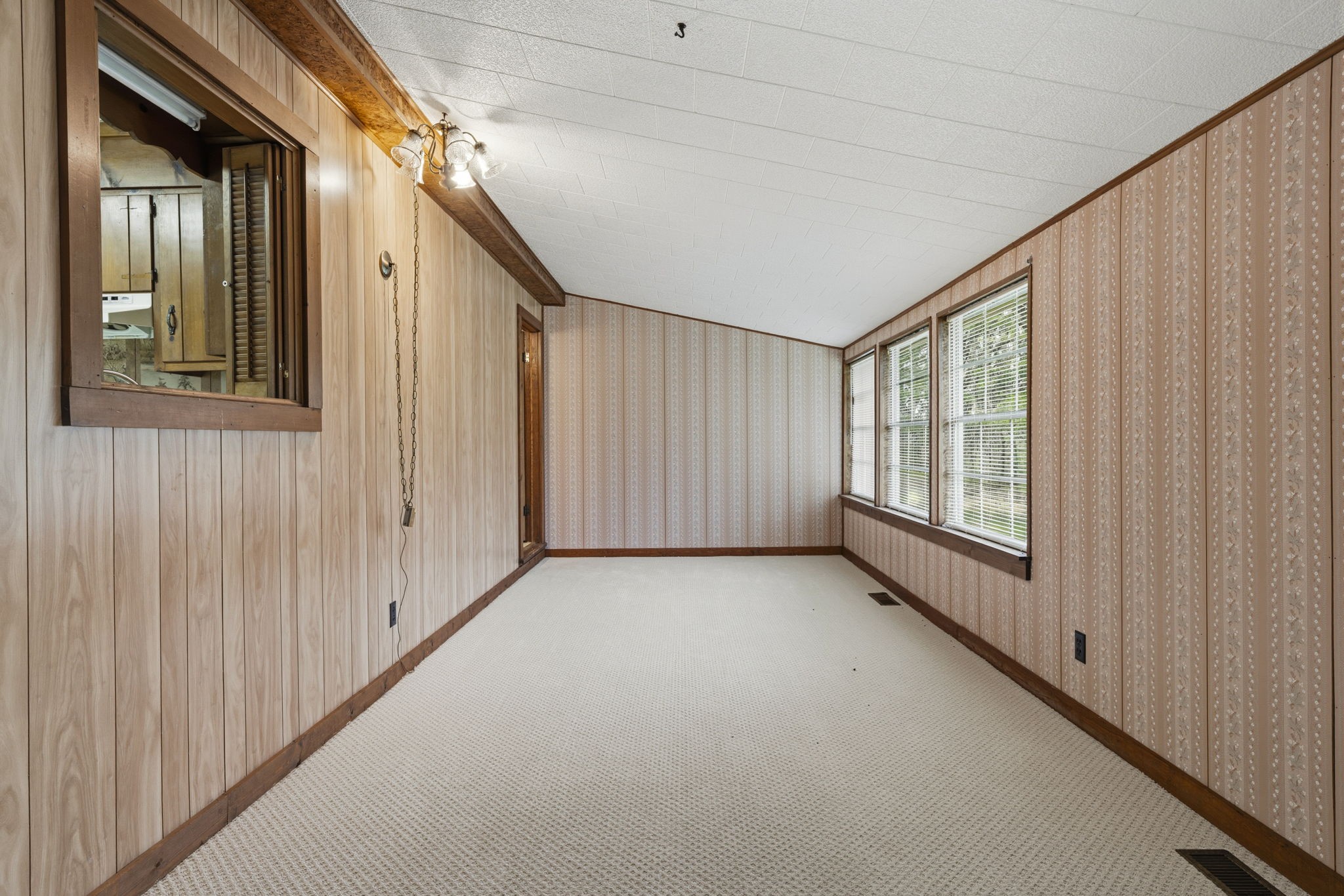 5300 Highway 31, W Portland TN 37148
