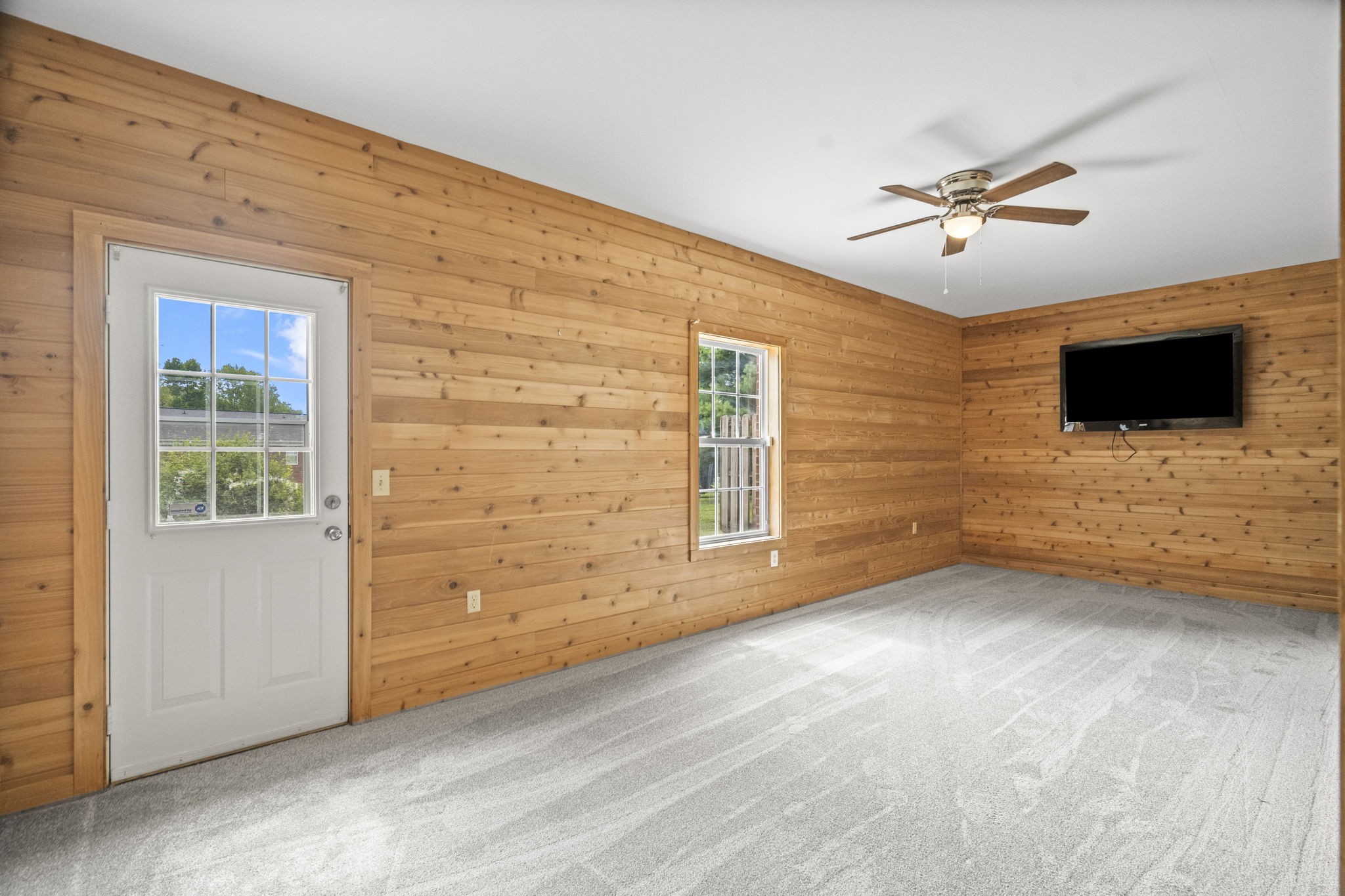 2121 Highway 12, S Ashland City TN 37015