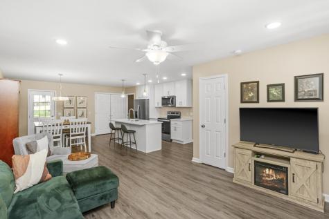 507 W Chestnut Street Dickson TN 37055