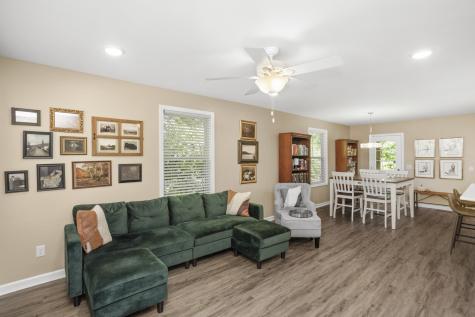 507 W Chestnut Street Dickson TN 37055