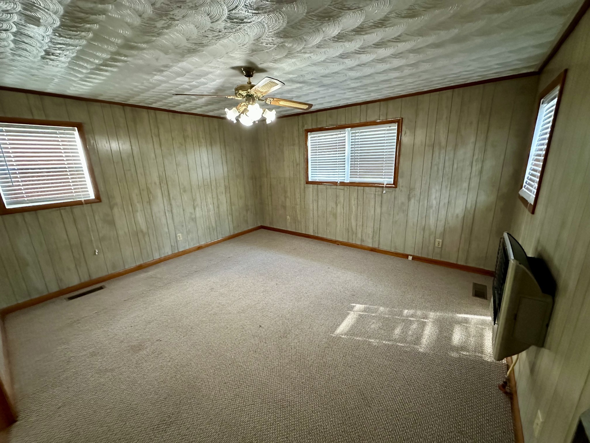 329 Poplar Drive Red Boiling Springs TN 37150