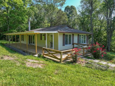 140 Green Mountain Lane Bethpage TN 37022