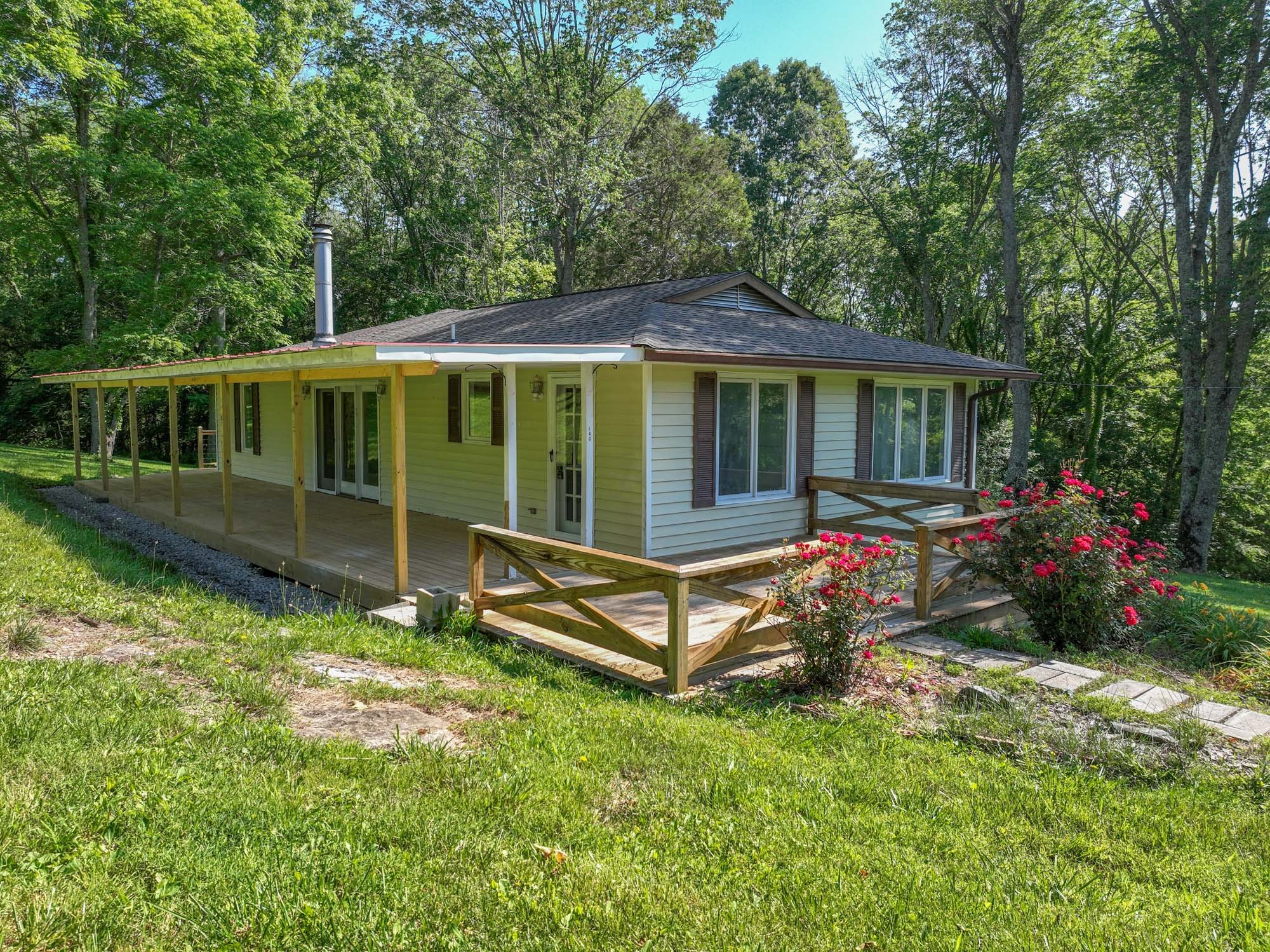 140 Green Mountain Lane Bethpage TN 37022
