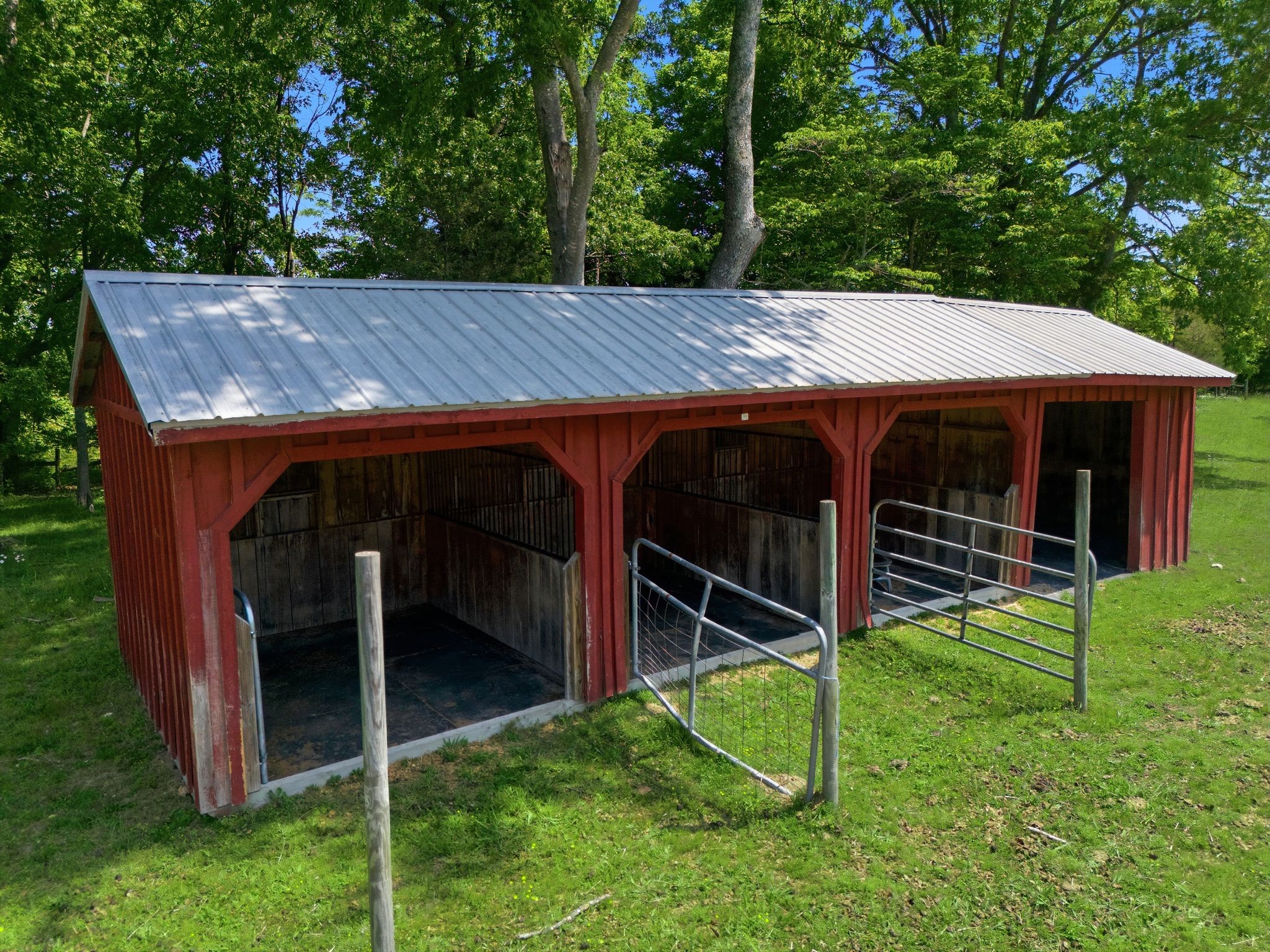 1732 Cedar Creek Road Vanleer TN 37181