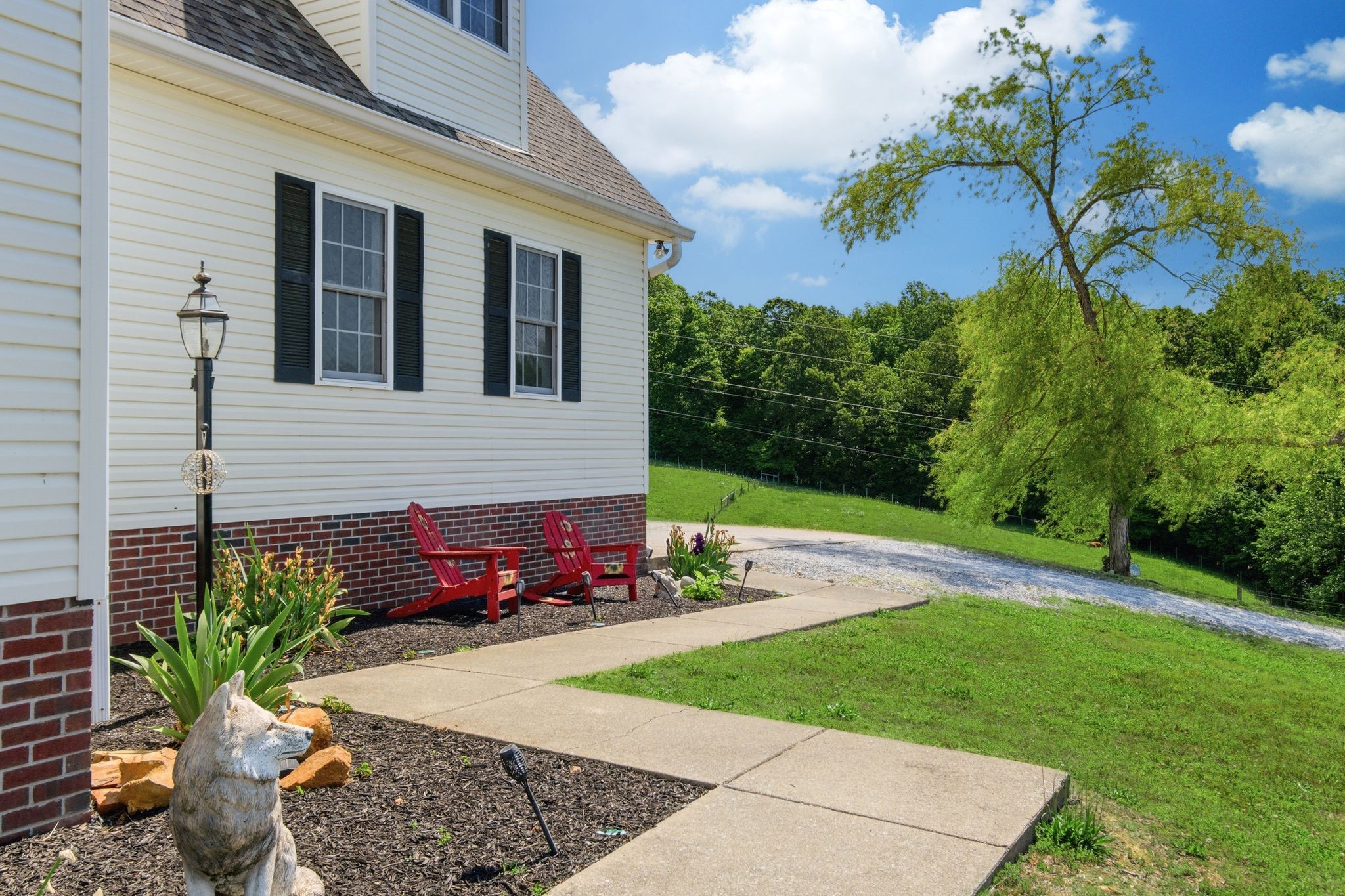 1732 Cedar Creek Road Vanleer TN 37181