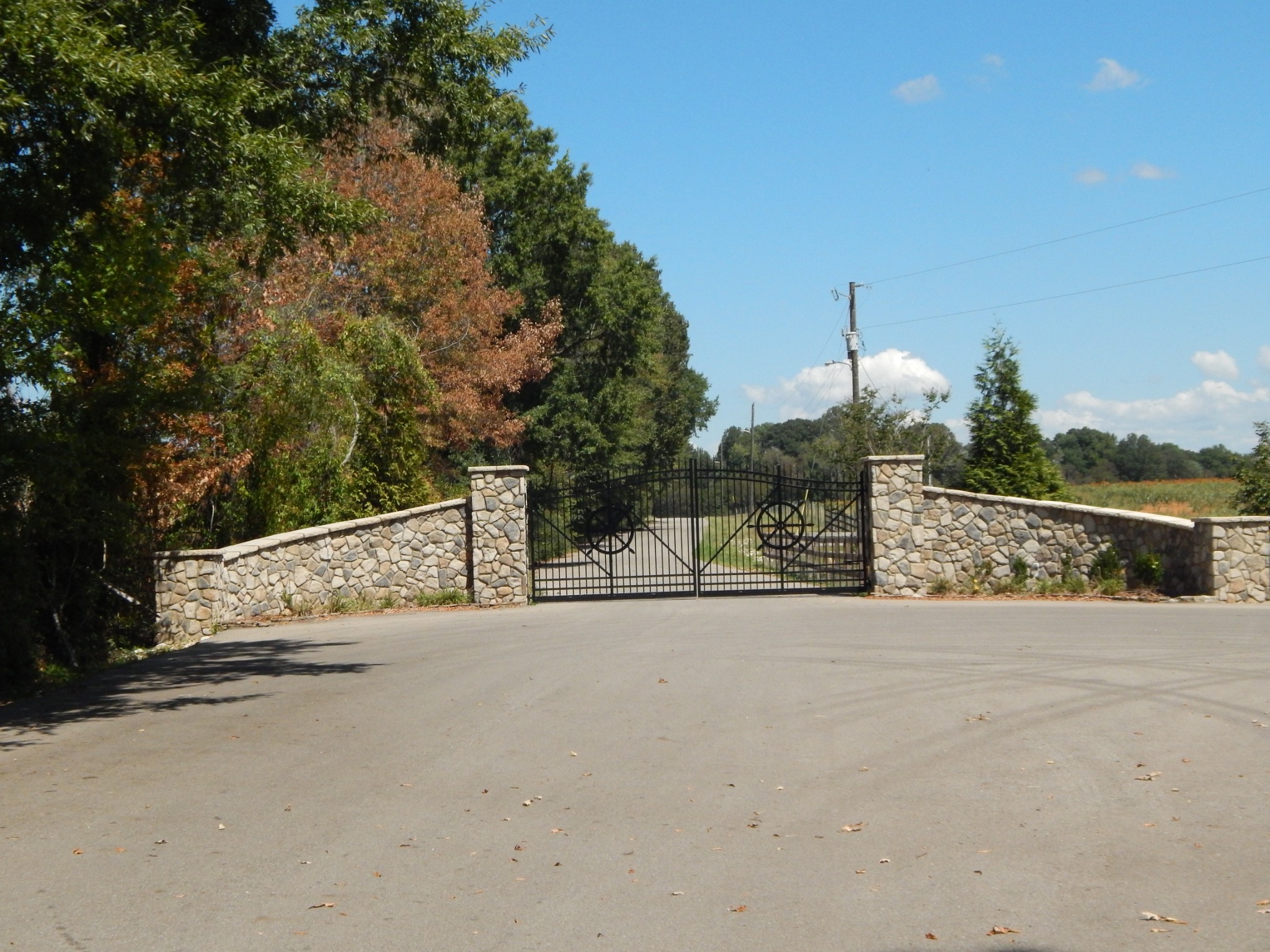 98 Cravens Road Savannah TN 38372