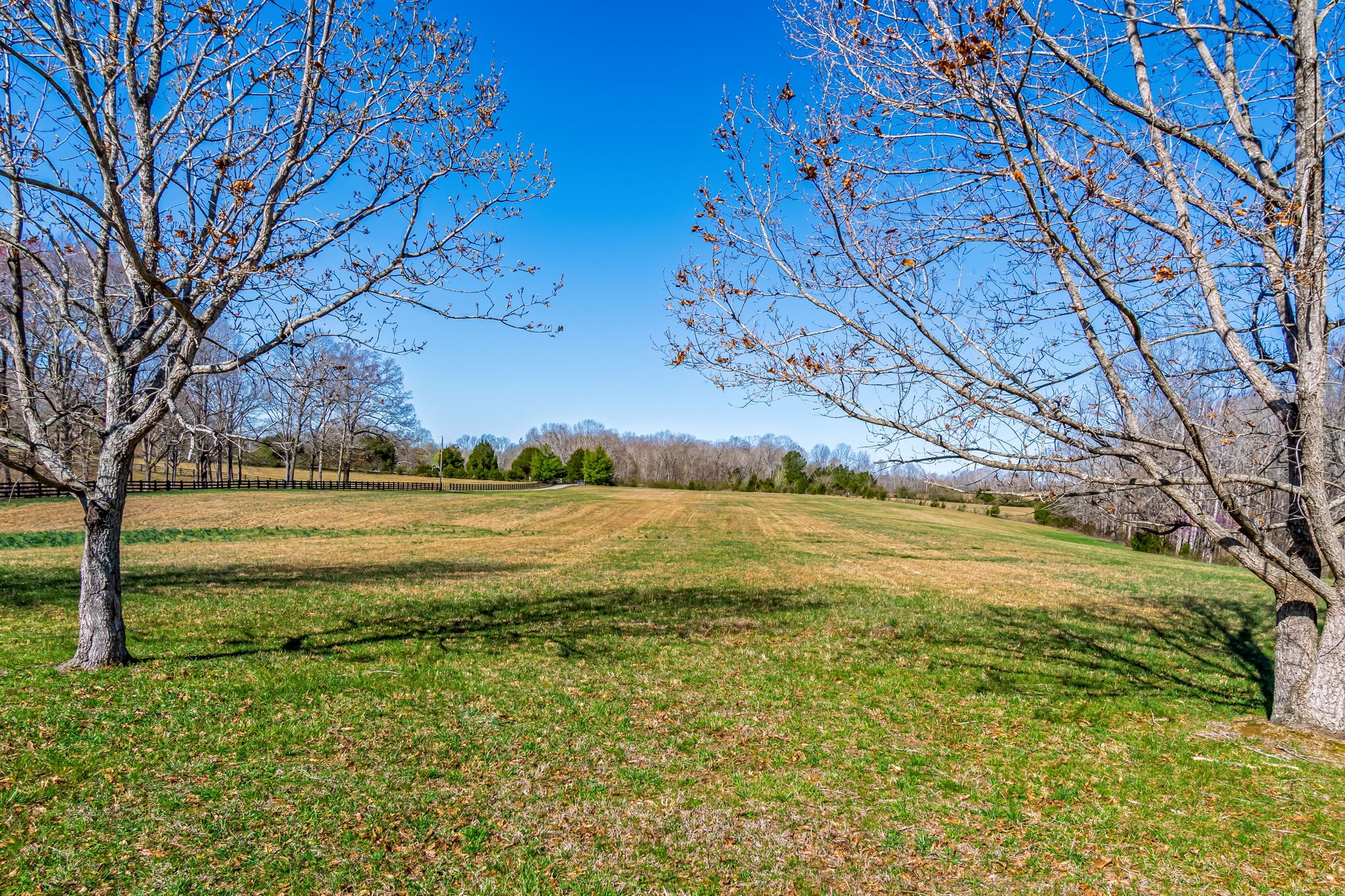 801 Collier Bend Road Charlotte TN 37036