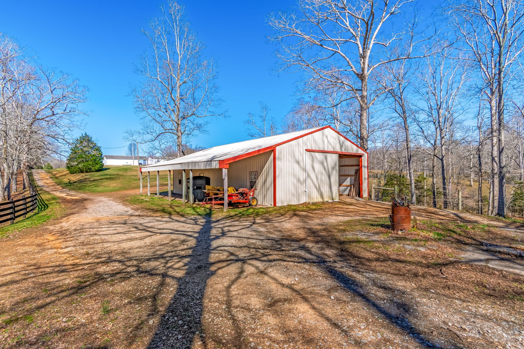 801 Collier Bend Road Charlotte TN 37036