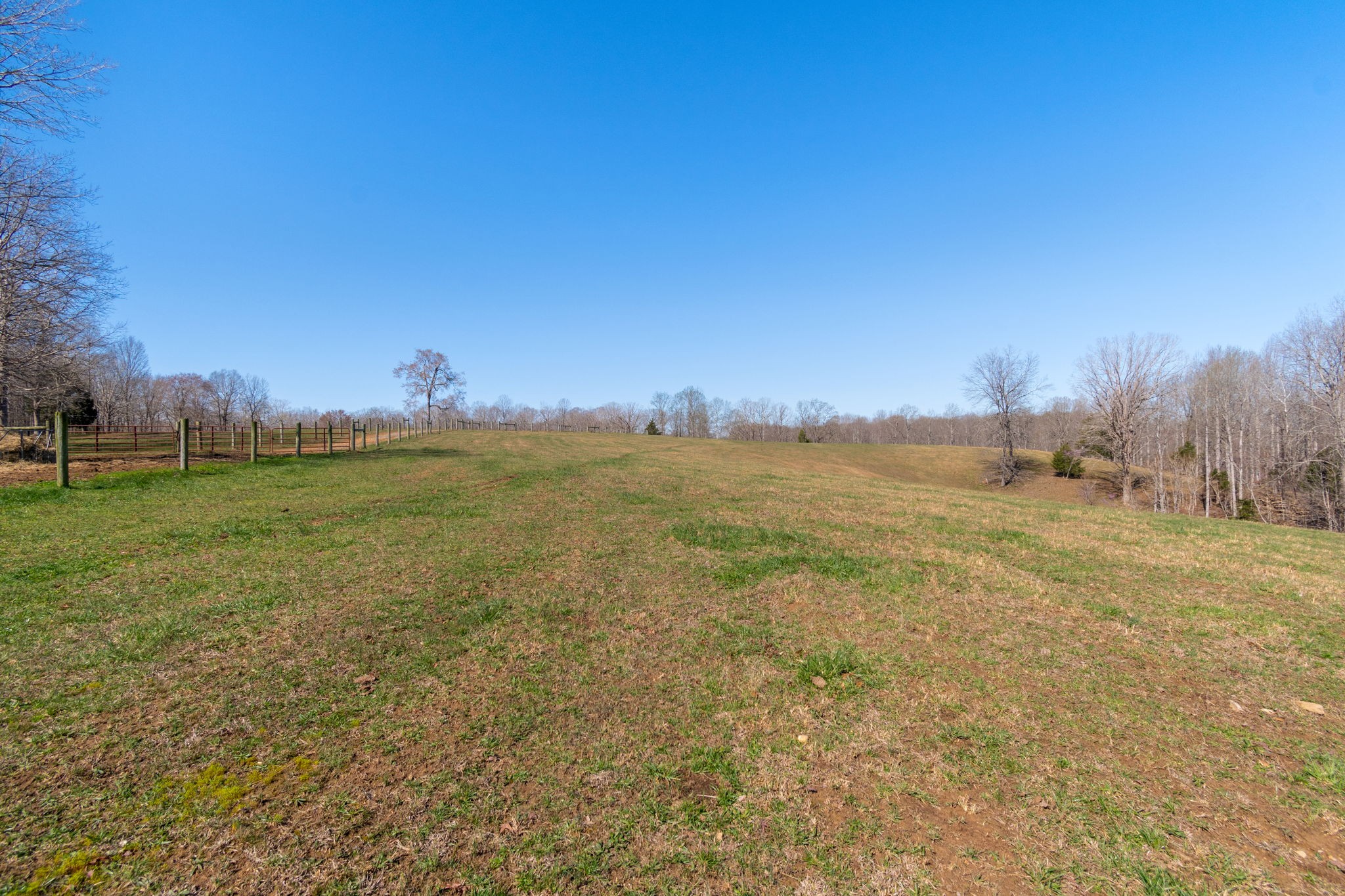 801 Collier Bend Road Charlotte TN 37036
