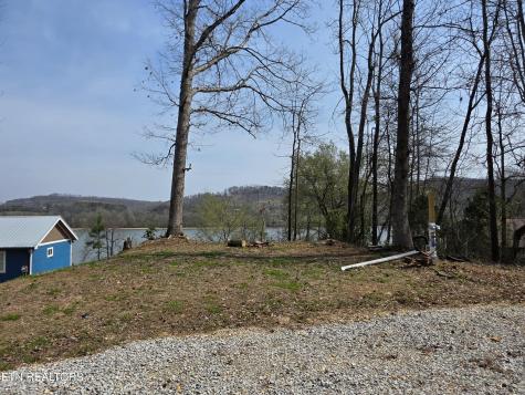 269 Lakeshore Vista Drive Kingston TN 37763