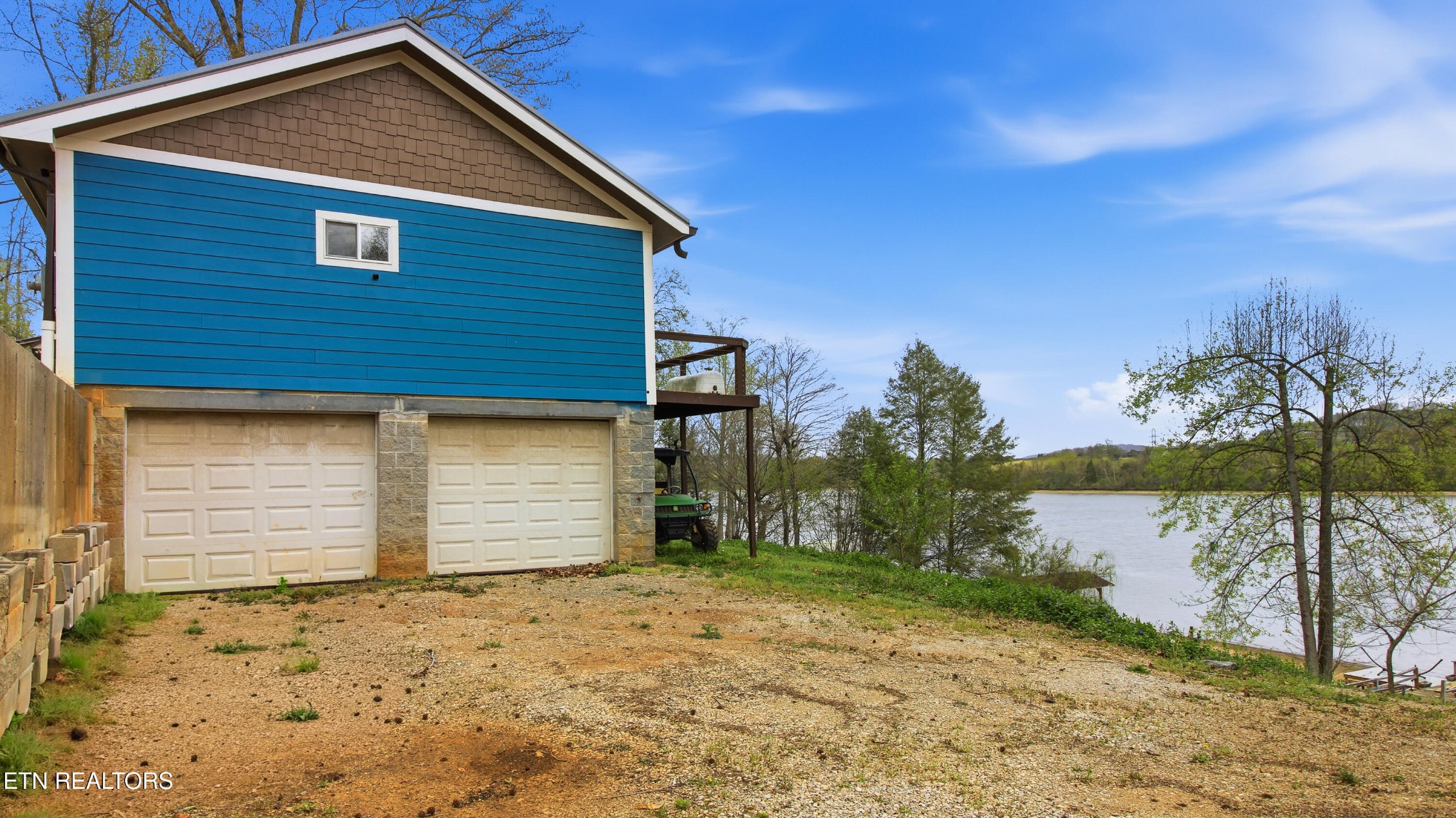 269 Lakeshore Vista Drive Kingston TN 37763