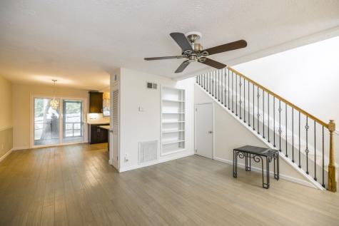 303 Deerpoint Drive Hendersonville TN 37075