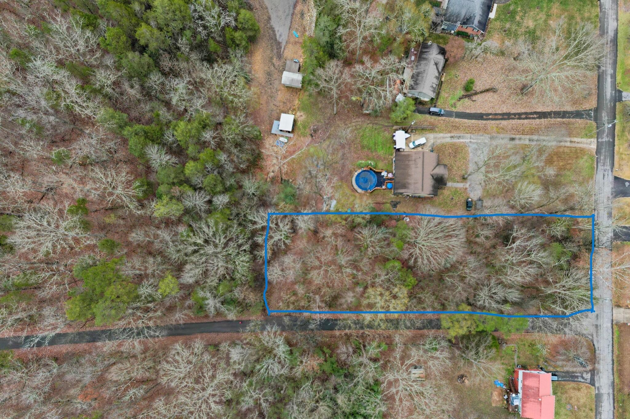 242013410 N Shore Acres & Lisa Lane Road Soddy Daisy TN 37379