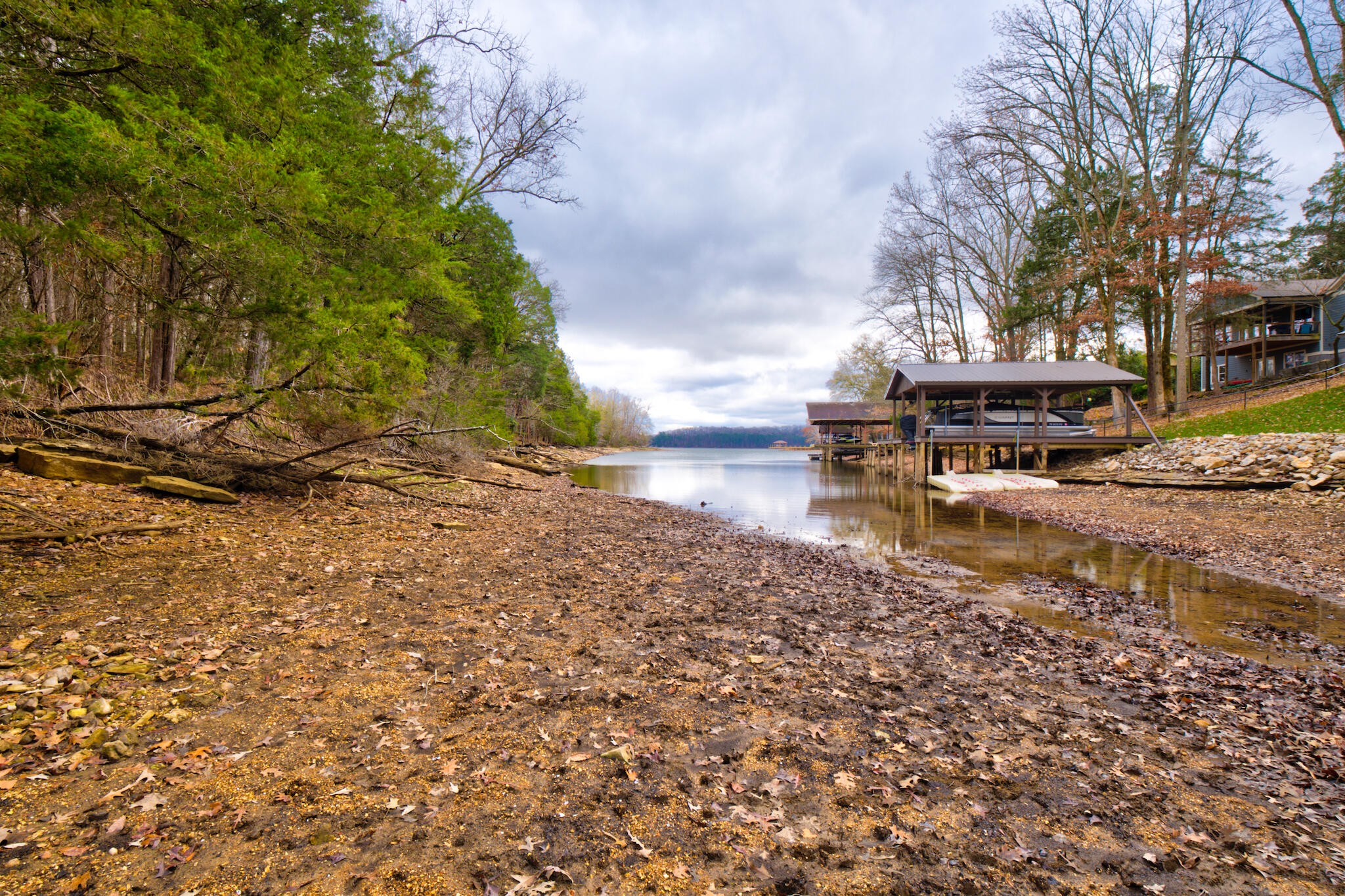 242013410 N Shore Acres & Lisa Lane Road Soddy Daisy TN 37379