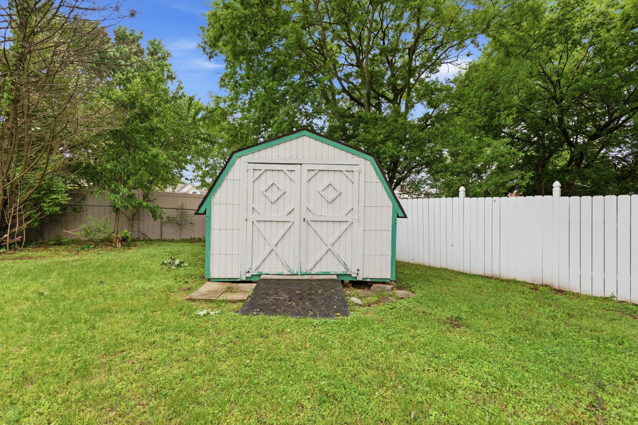 1909 Fieldstone Drive Columbia TN 38401