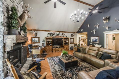 1850 Garrison Branch Road Cottontown TN 37048