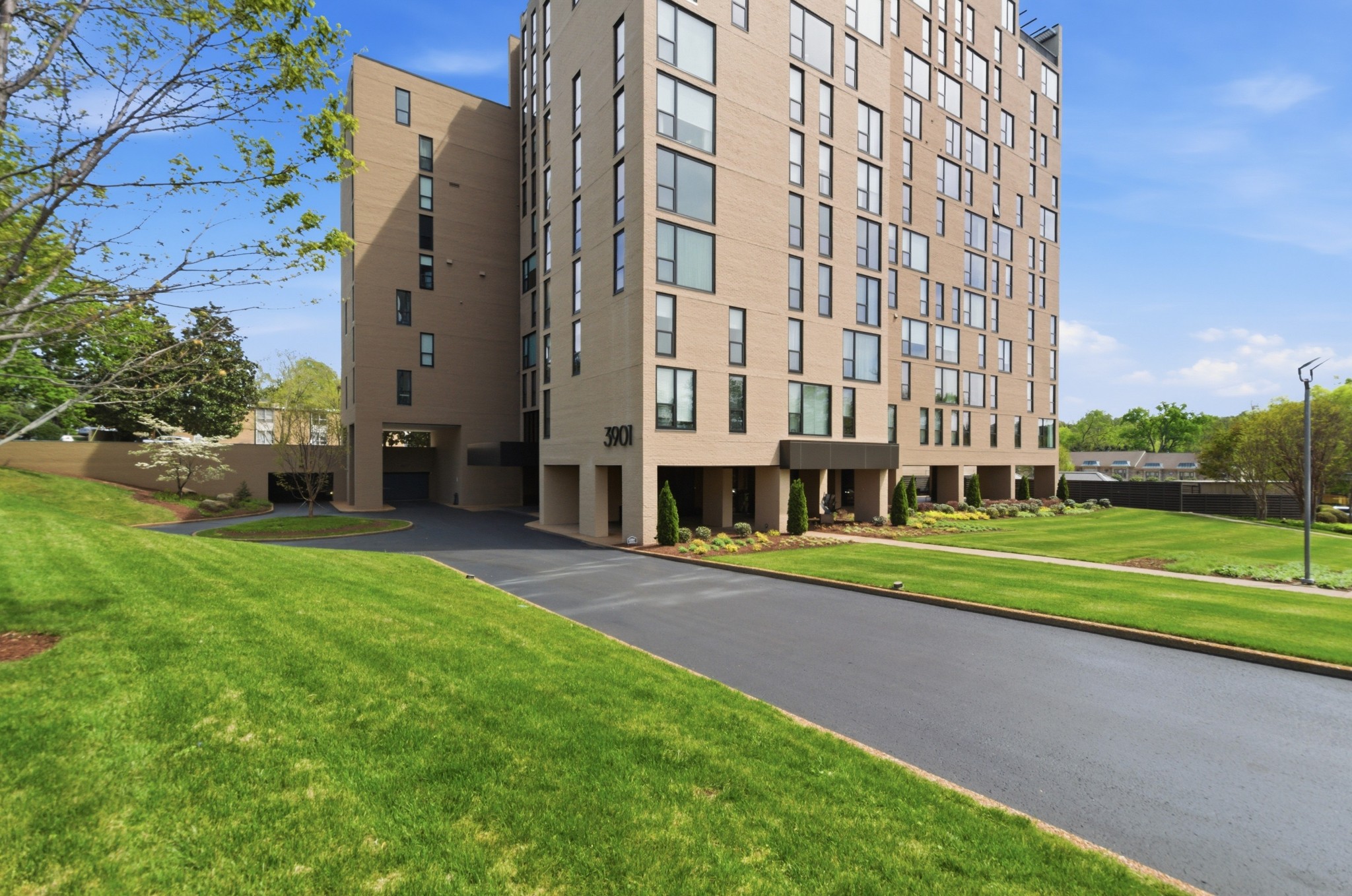 3901 West End Avenue Nashville TN 37205