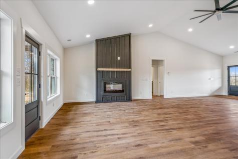 961 Collins Lane Huntland TN 37345